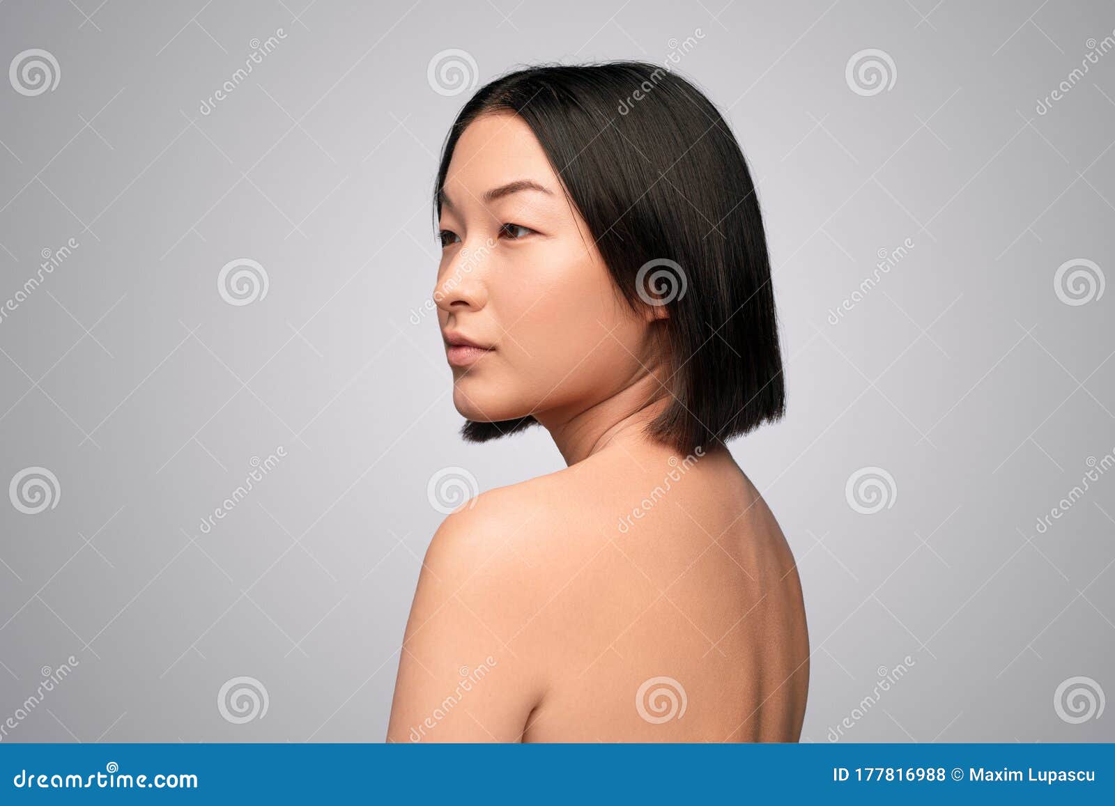 Naked Asian Females