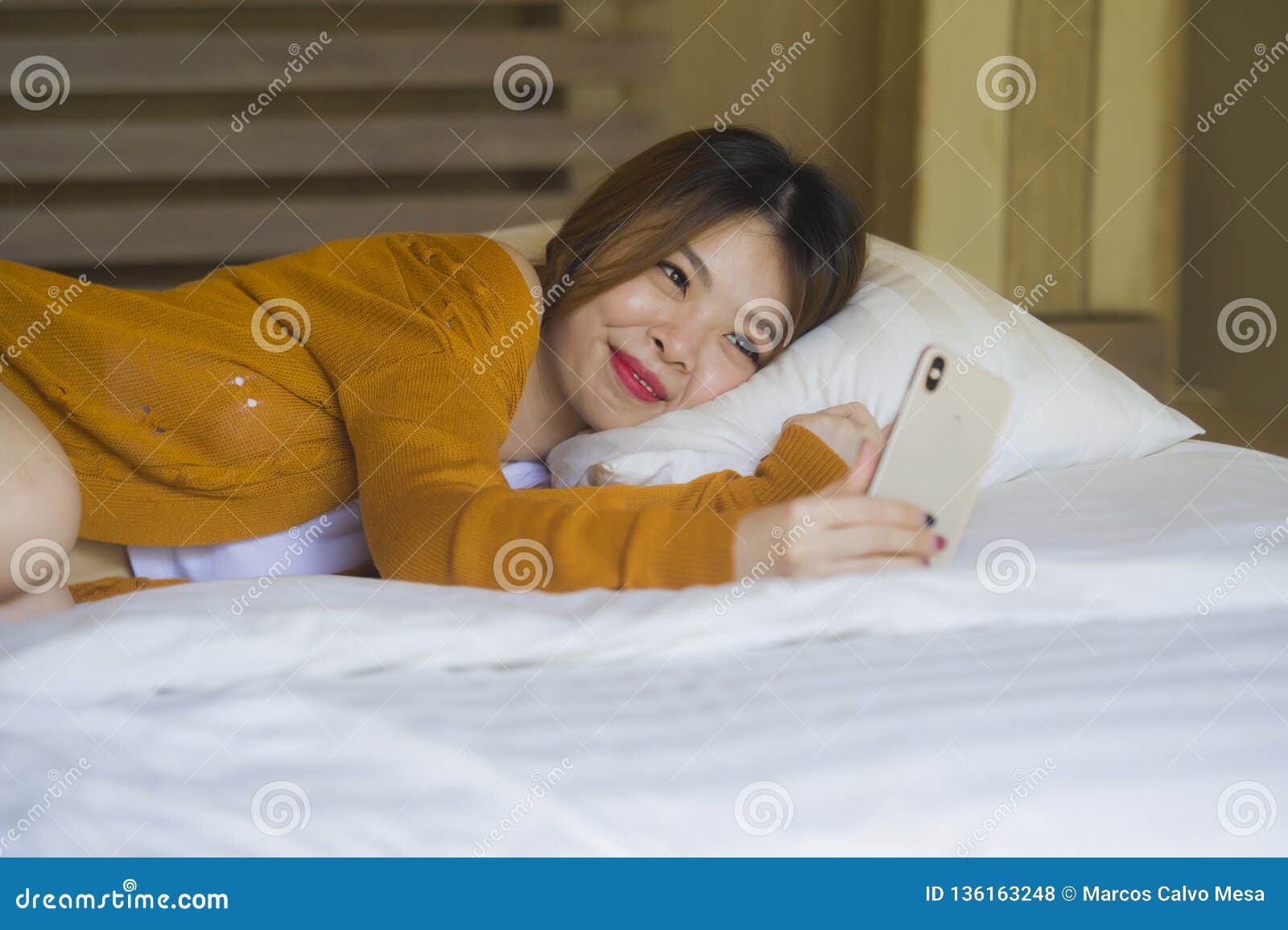 dating app picture in bedroom