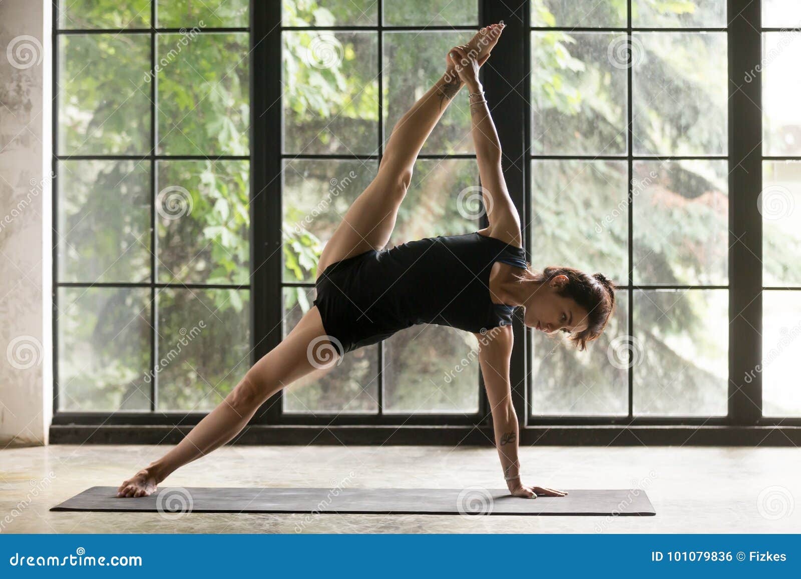 Yoga Pose: Side Plank Pose | YogaClassPlan.com