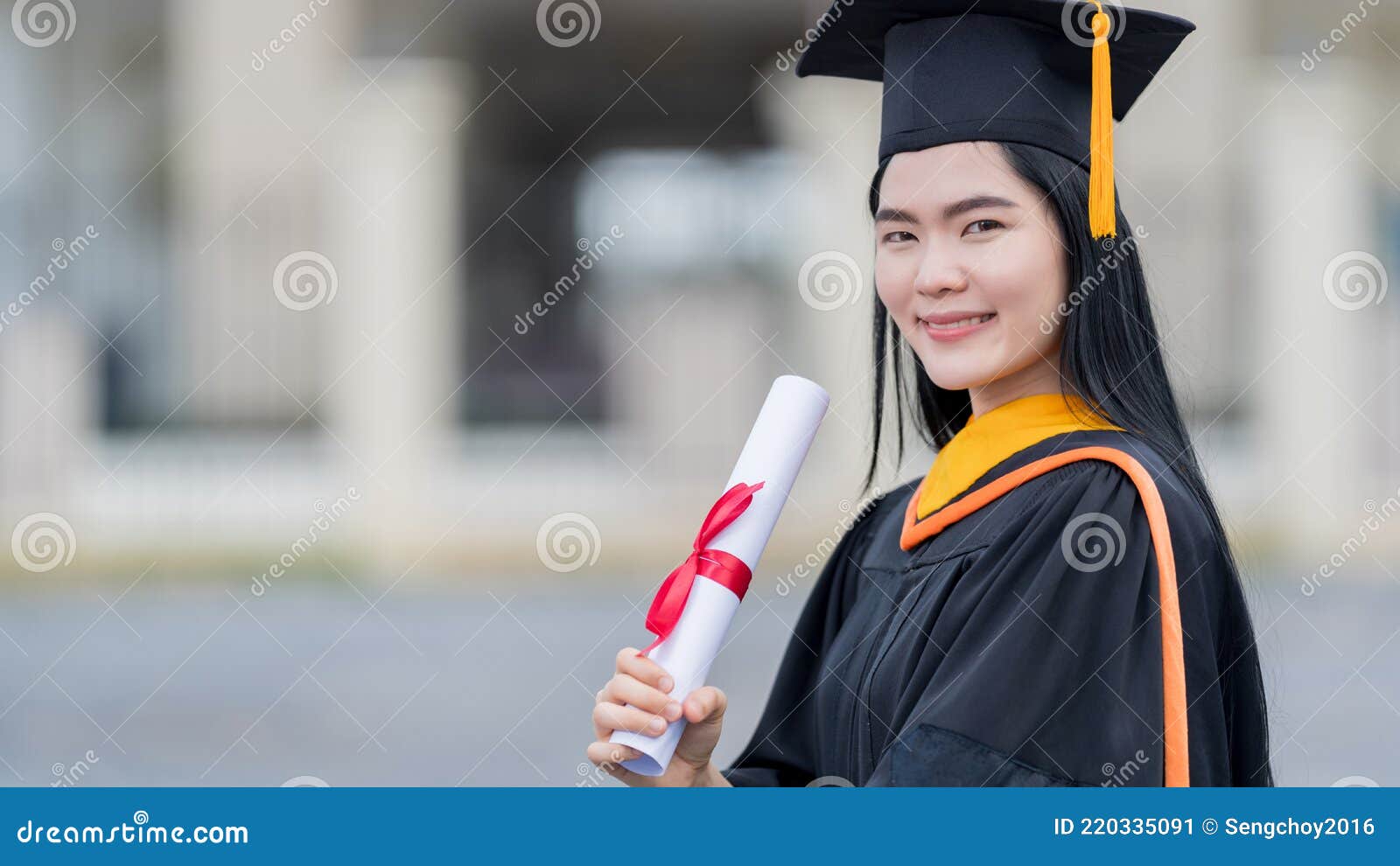 Amazon.com: Fun Express - Red Polyester Child Mortarboard Hat for Graduation  - Apparel Accessories - Hats - Graduation Hats - Graduation - 1 Piece:  Childrens Party Supplies: Clothing, Shoes & Jewelry