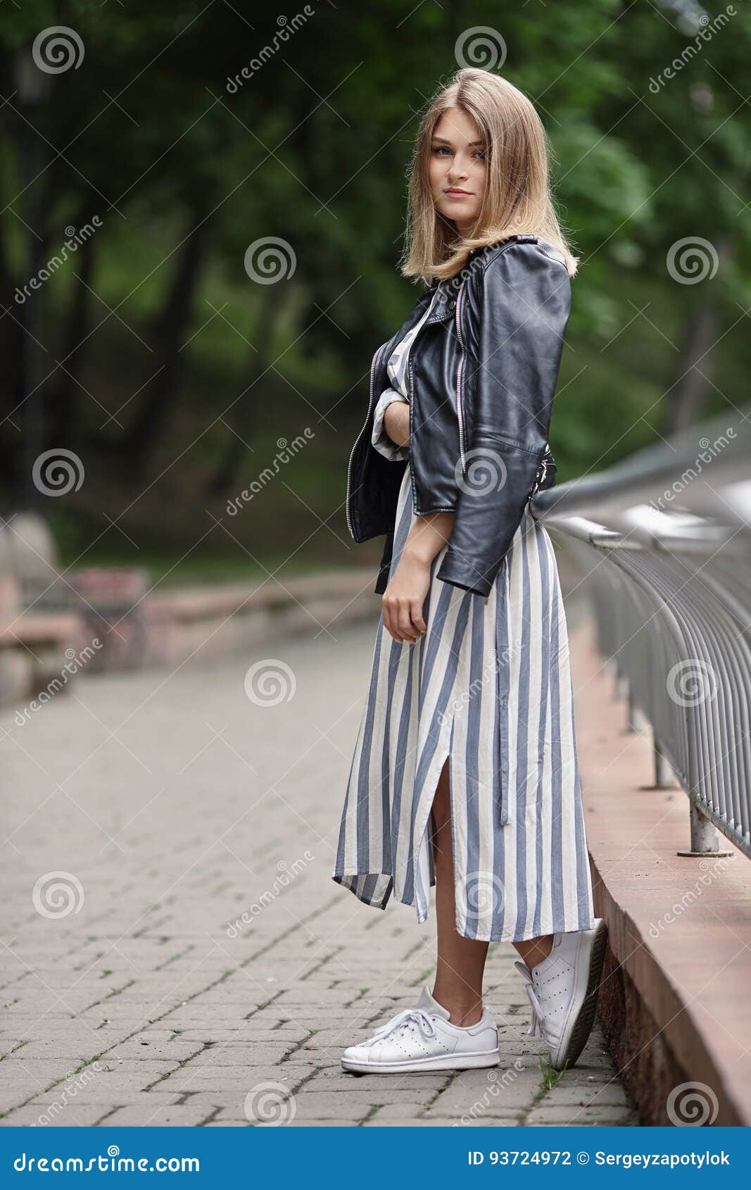 Women's Stylish Streetwear Leather Skirt