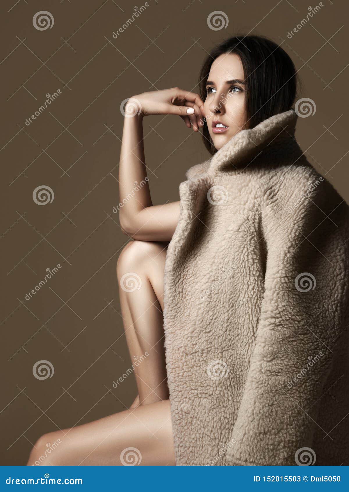 Girls Naked In Fur