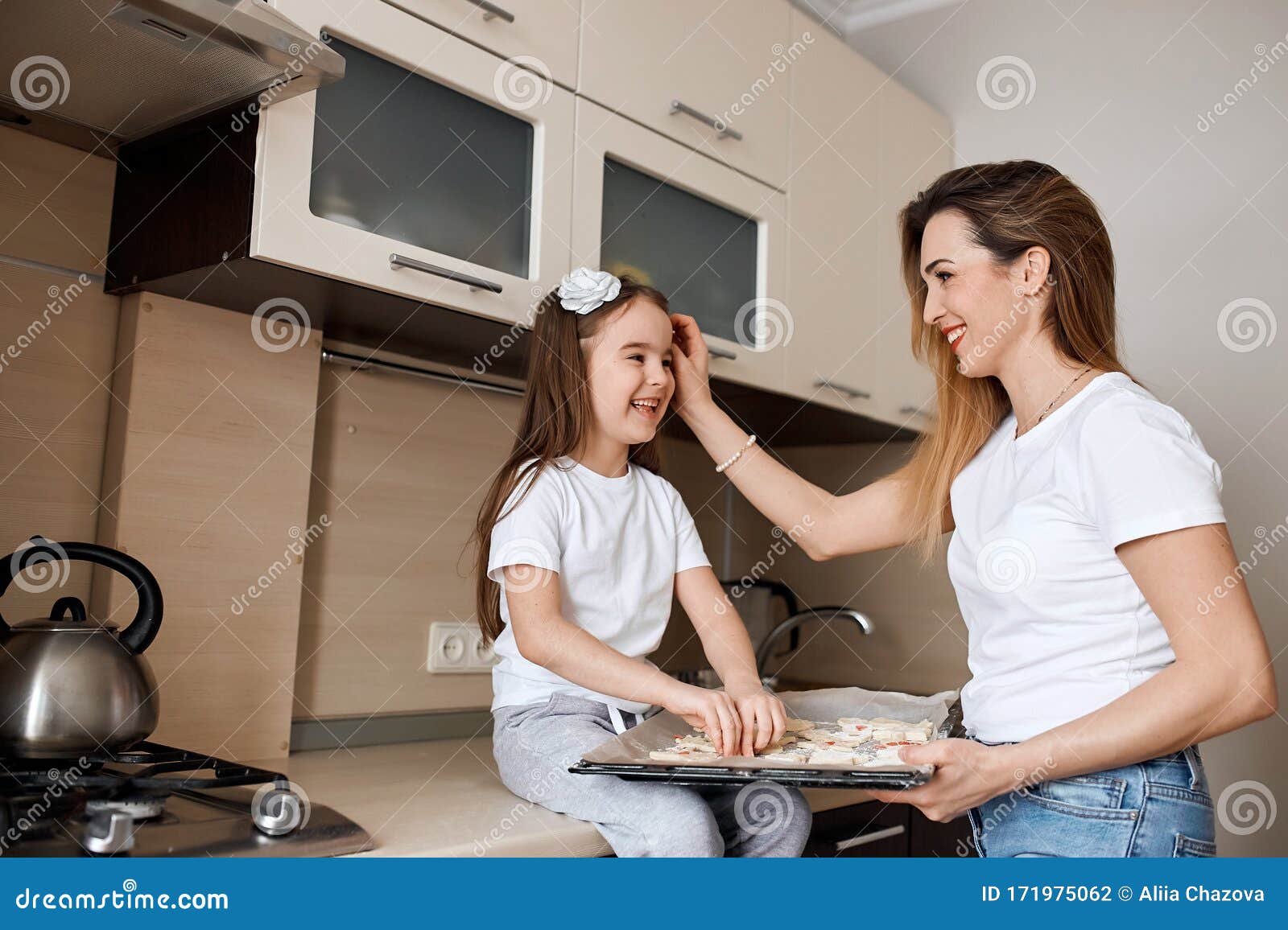 house wife with daughter