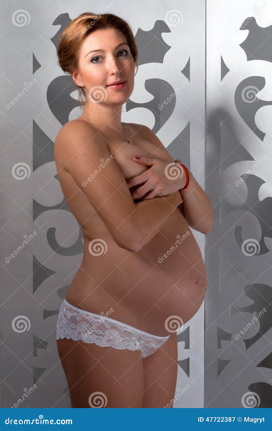 Pregnant Young Nude