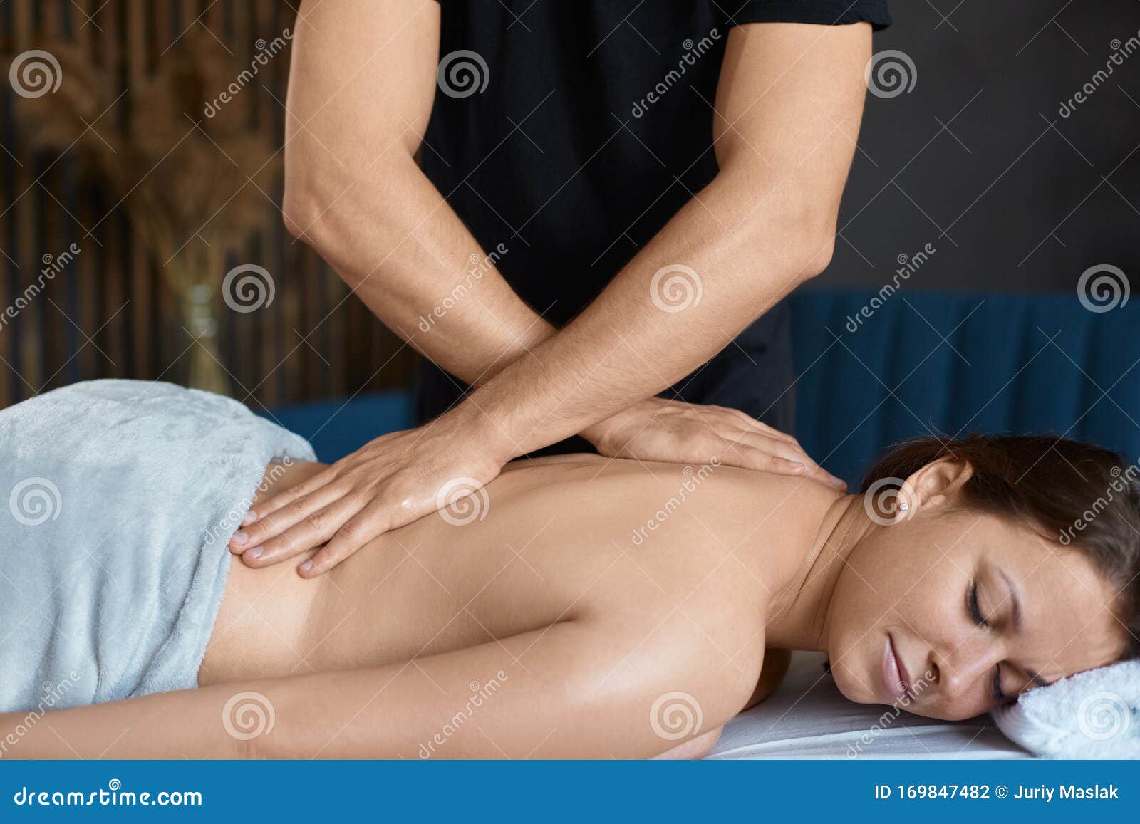 How to give an amazing back massage - Professional Beauty