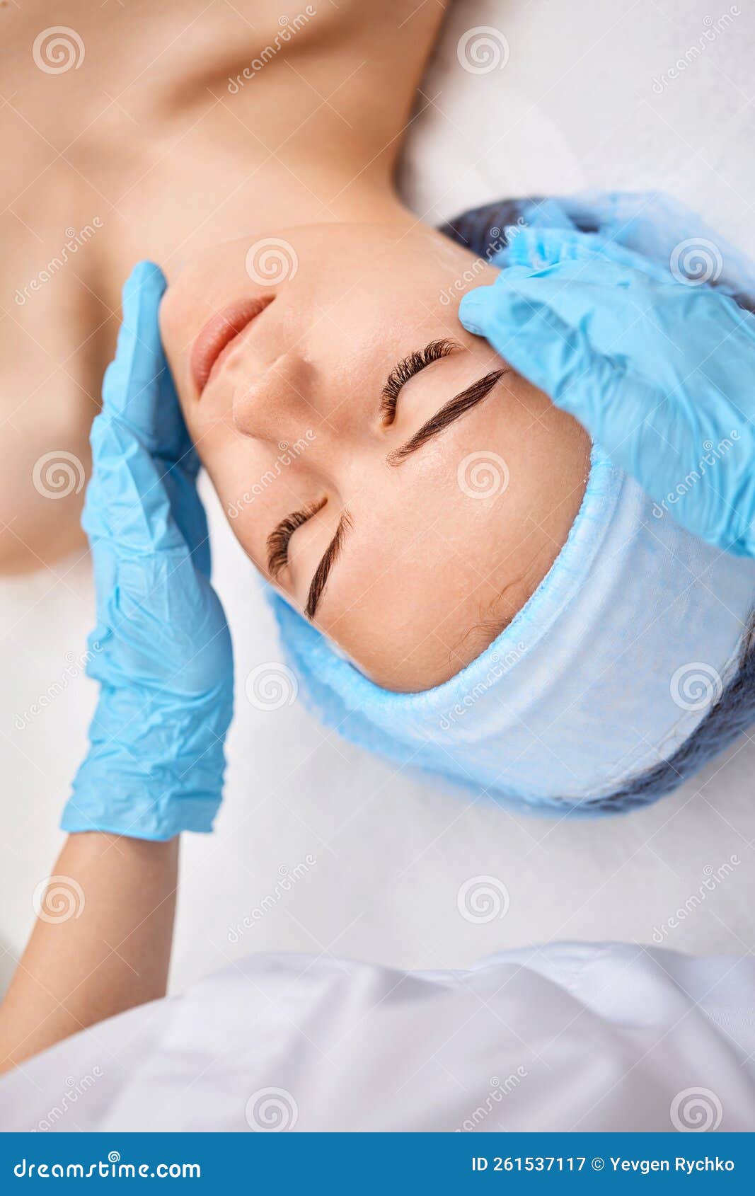 Young Beautiful Woman Receiving Facial Massage Spa Stock Image Image Of Attractive Beautiful