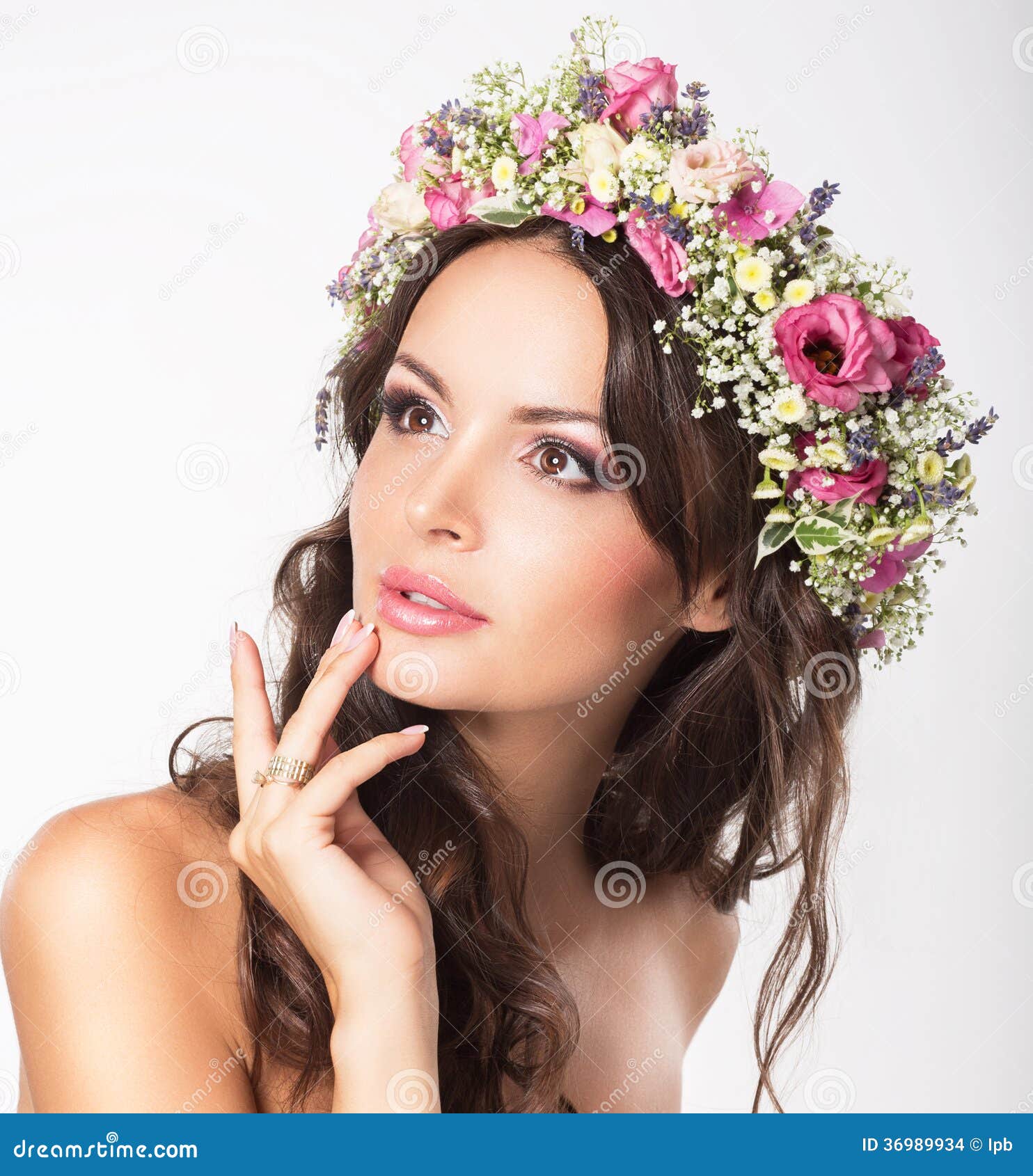 Portrait of Woman Wearing a Crown and Holding Bouquet of Flowers · Free  Stock Photo
