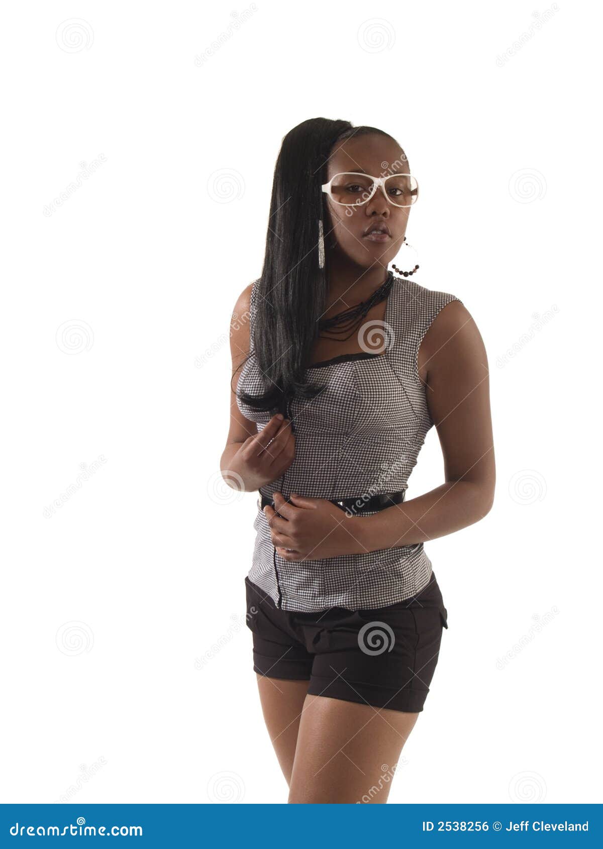 List 102+ Images pictures of african american women in shorts Sharp