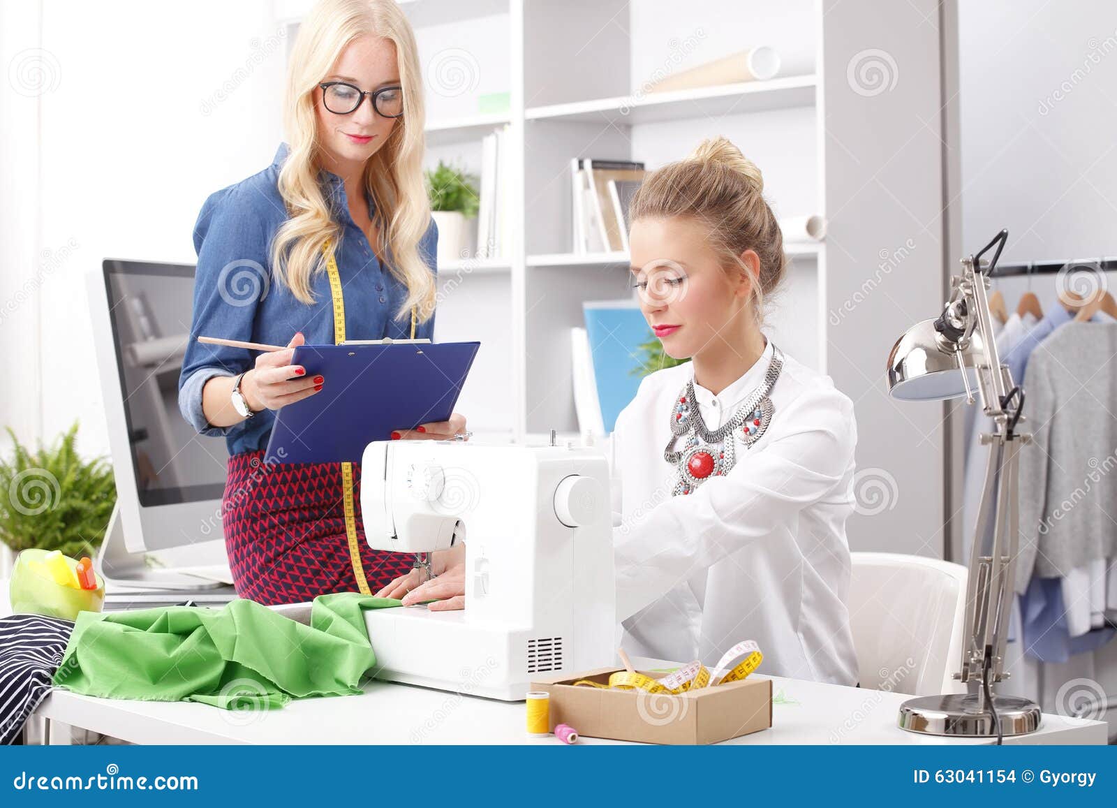 Young Businesswomen Portrait Stock Photo - Image of computer ...