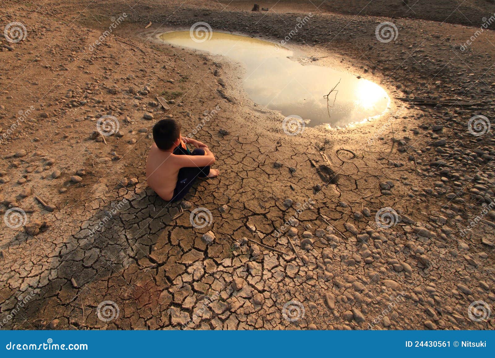 young child and water crisis