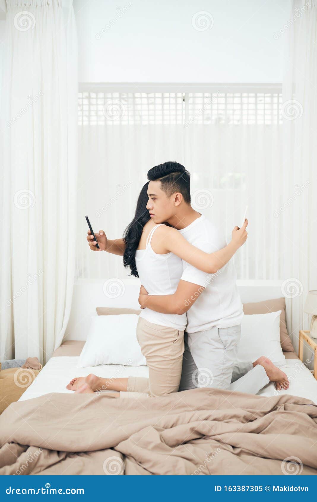 cheating while wife room