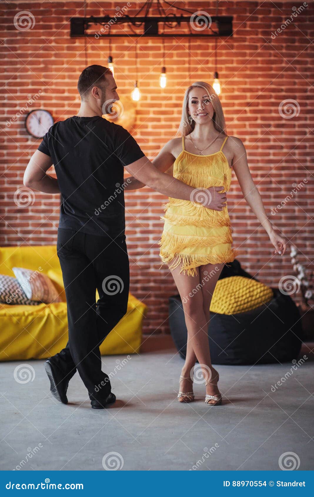 Young Couple Dancing Latin M