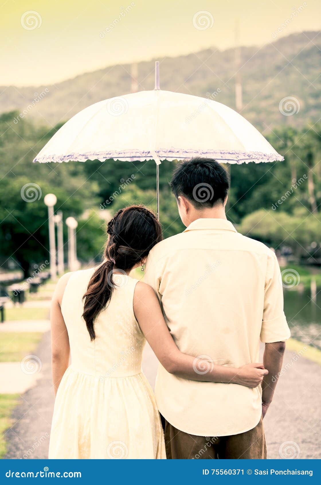 Umbrella dating