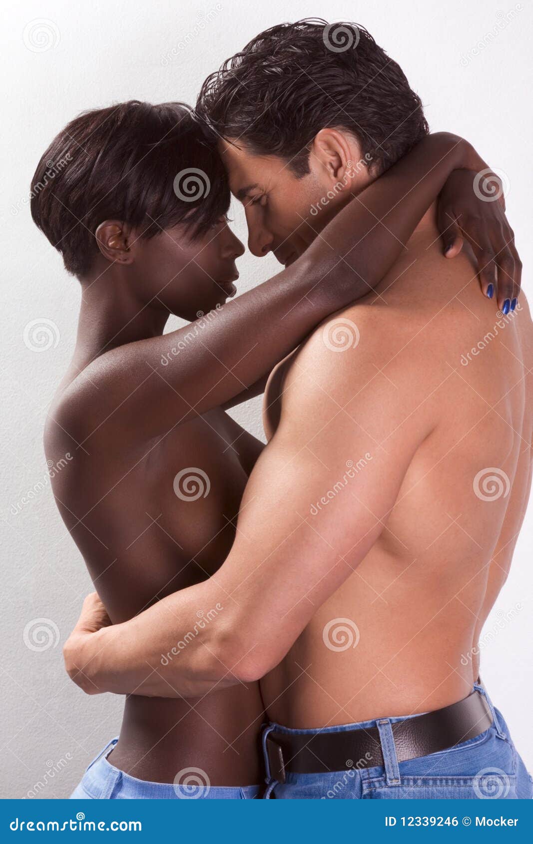 Young Couple Naked Man and Woman in Love Kissing Stock Photo - Image of  diversity, african: 12339246