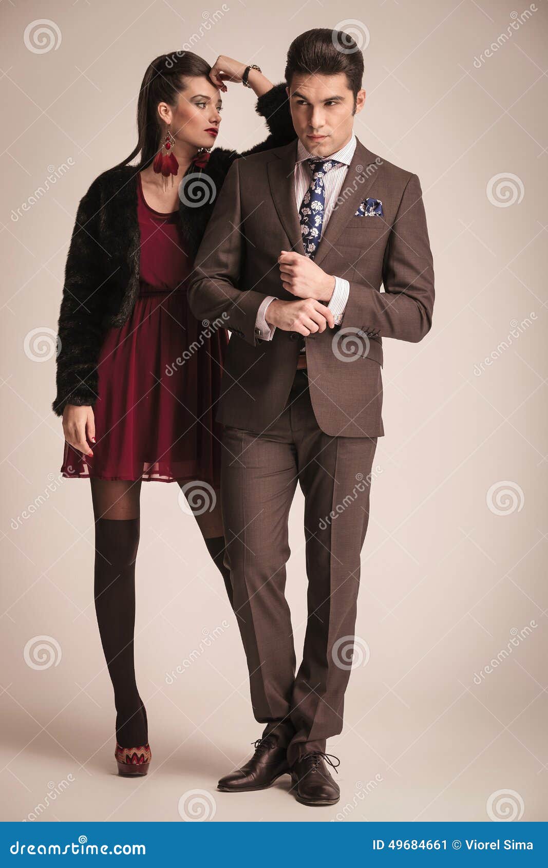 Portrait Young Couple Love Posing Studio Stock Photo 128674436 |  Shutterstock