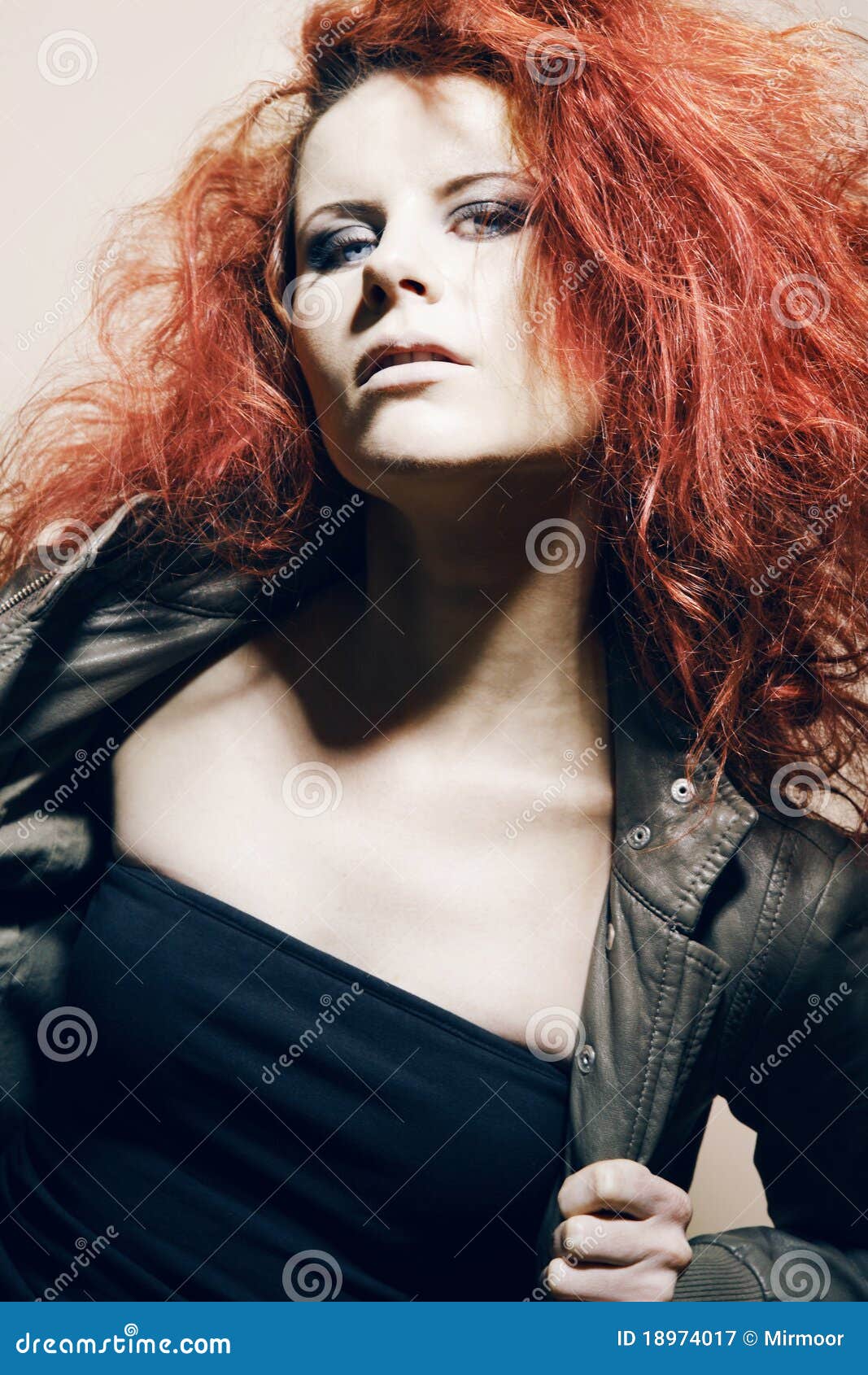 16 Fashion Model Red Hair Dapur Rumah Populer