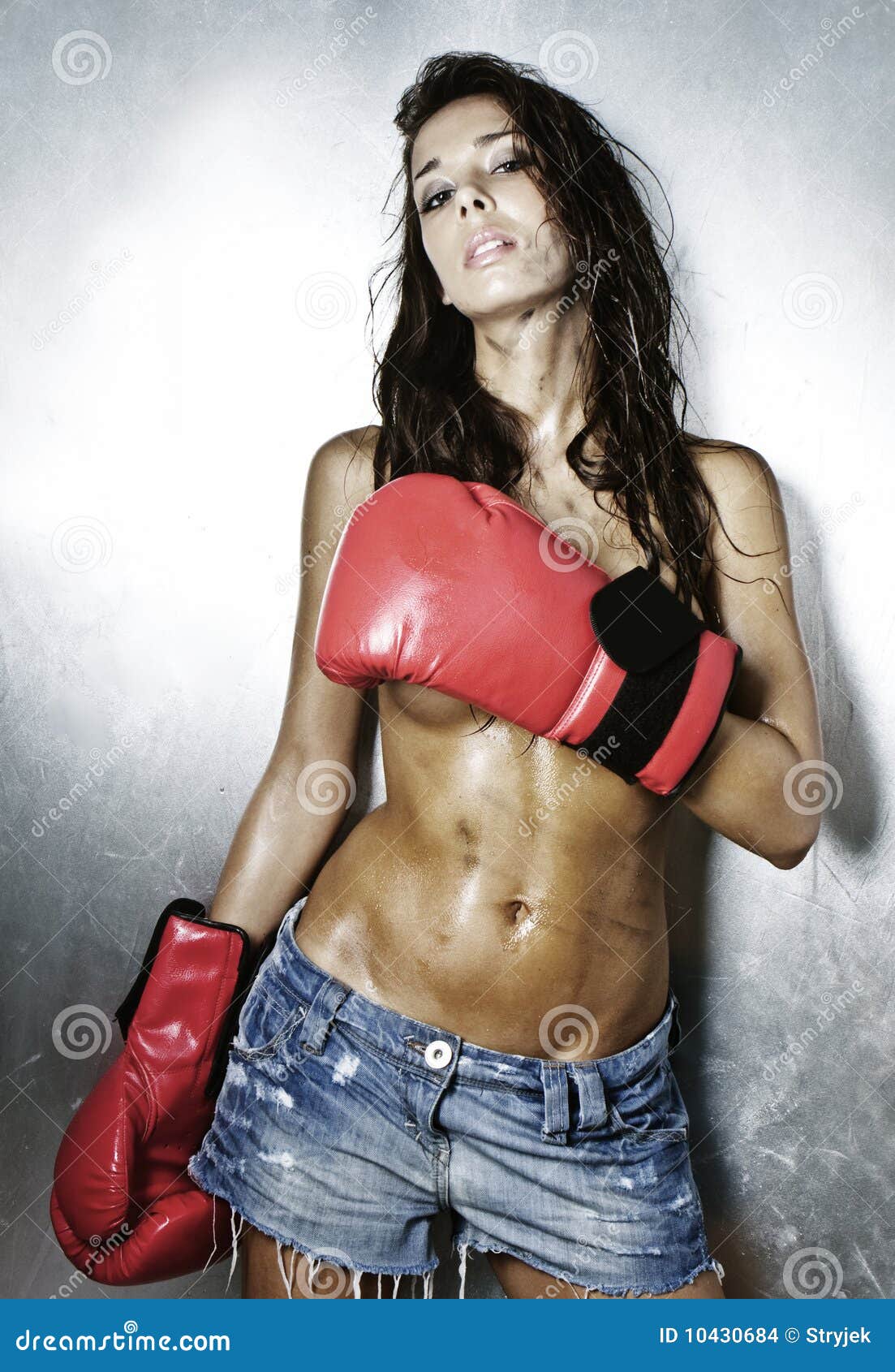 Topless boxing