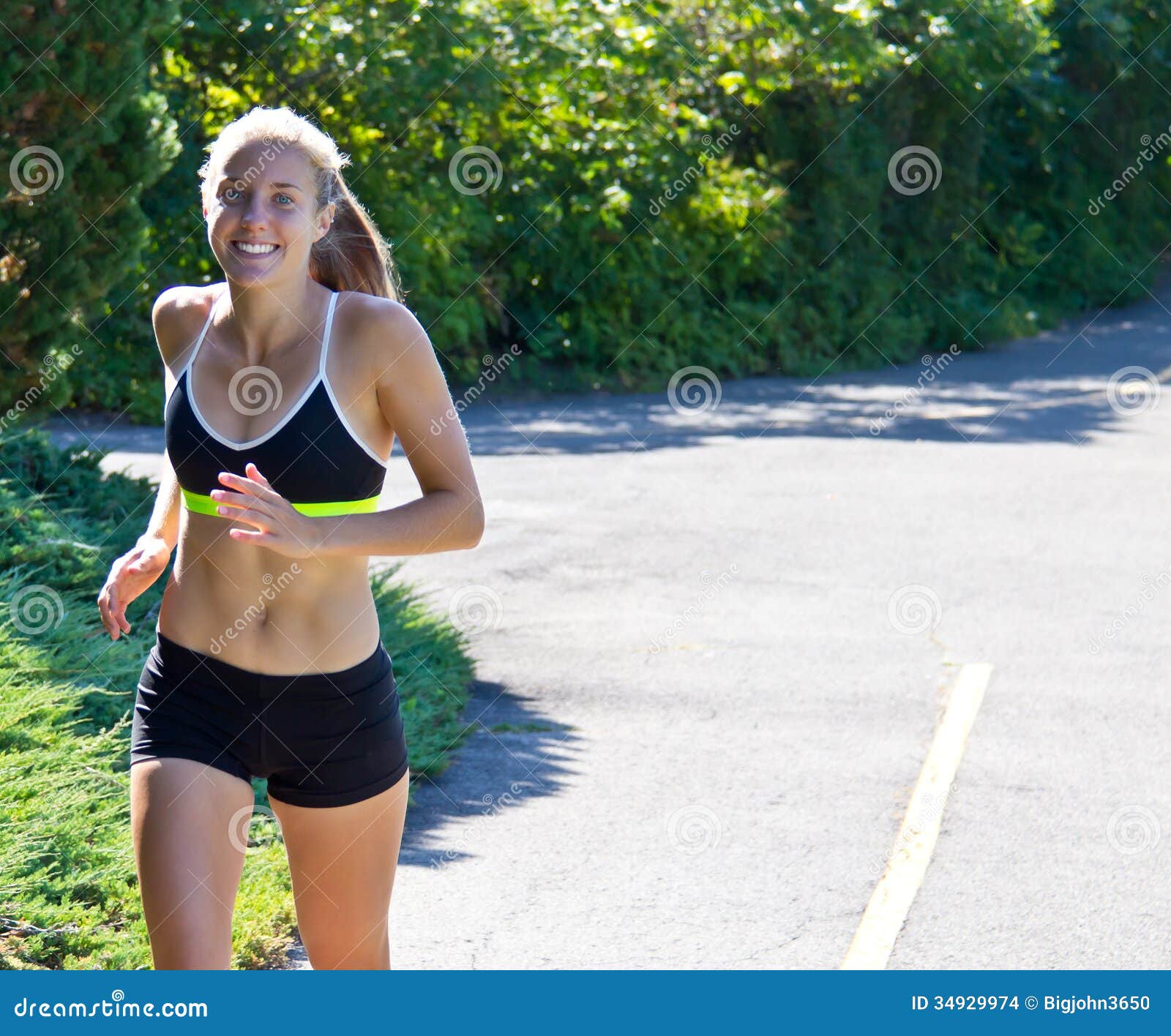 motto Dan arm Young Fit Woman Running for Fitness Stock Photo - Image of athletic, train:  34929974