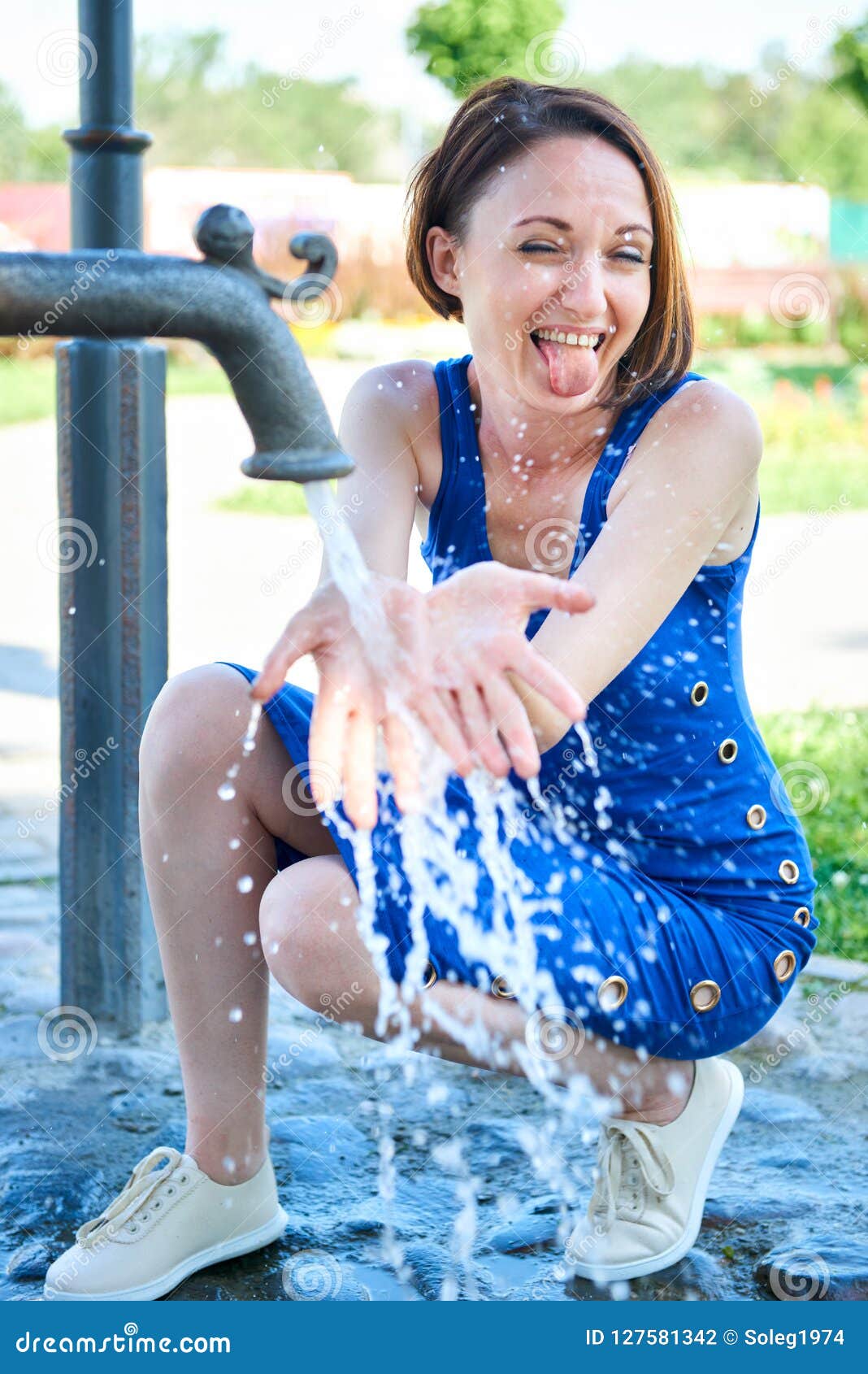 Dregrich recommends best of Ts seduction latex Naked Images Anal sex picture free