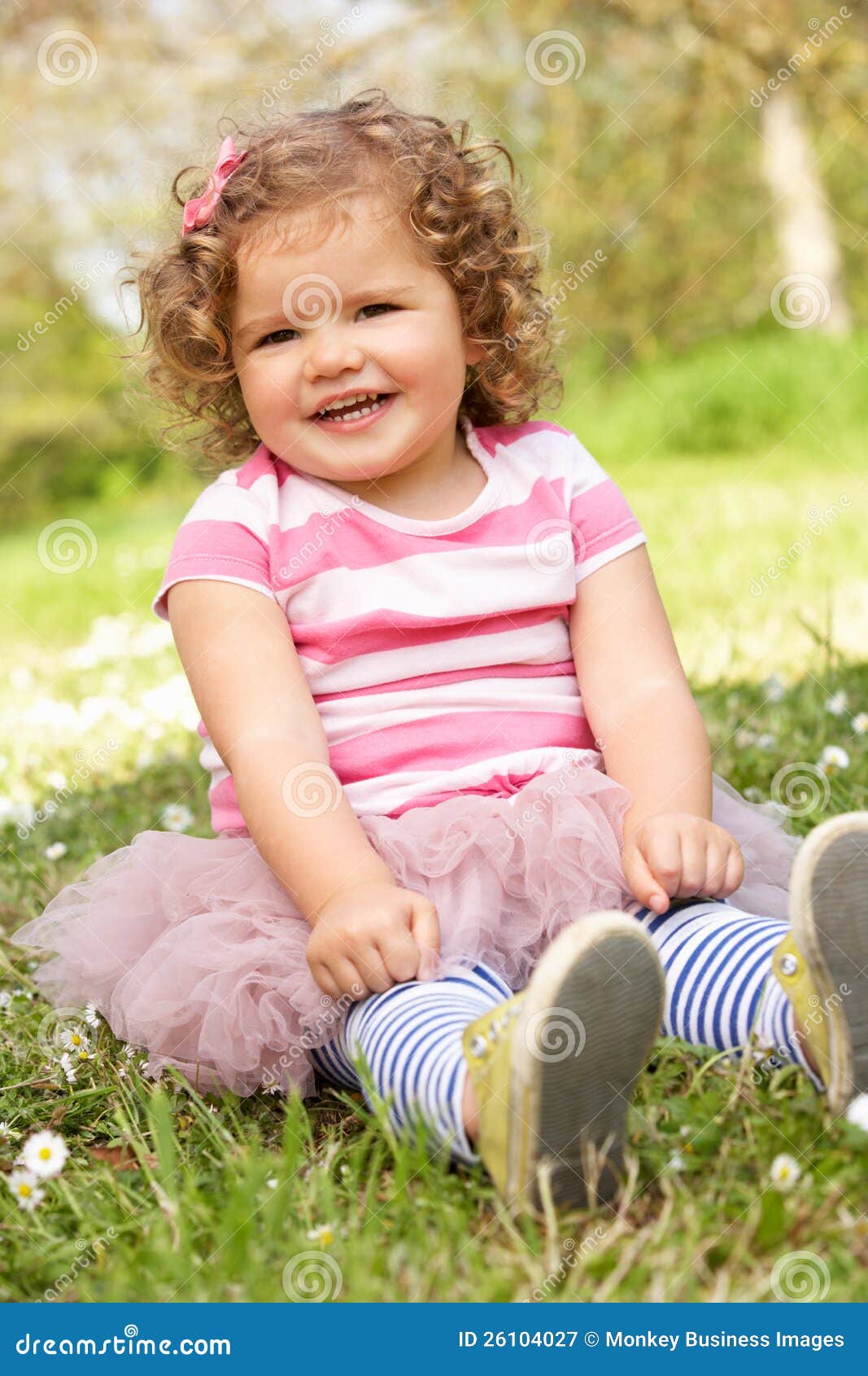 99,496 Child Summer Dress Stock Photos - Free & Royalty-Free Stock Photos  from Dreamstime