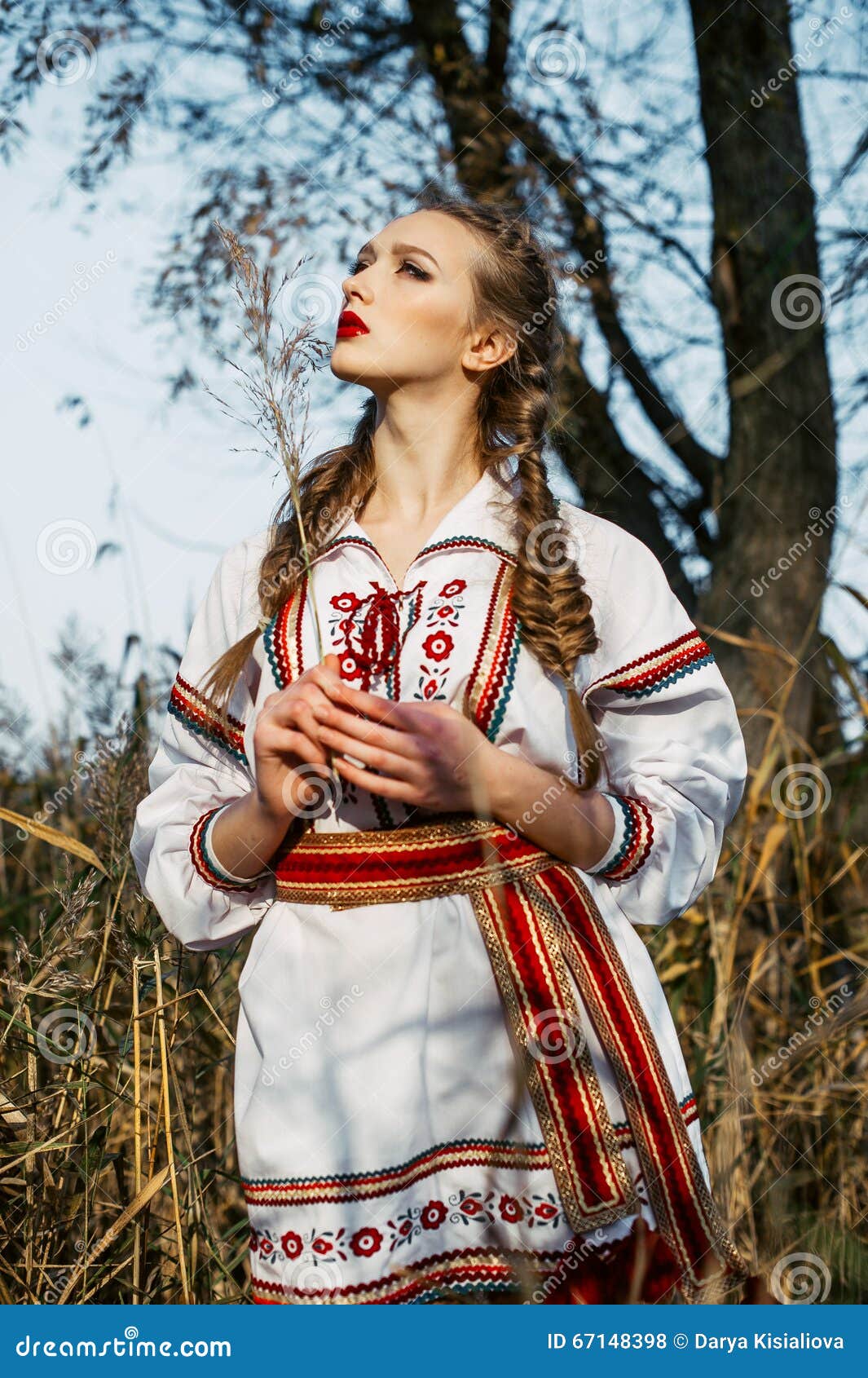 Young Girl on the Summer Field in National Belarus Clothes, Fas Stock ...