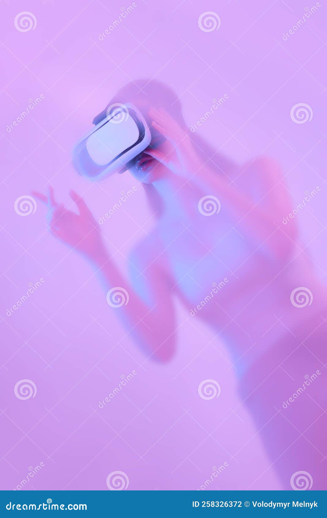 factor Registrarse católico Young Girl Wearing VR Headset Immersed in Backlit Diffuse Liquid. Concept of Art, Metaverse, Modern Technology, Video Stock Photo - Image of female, abstract: 258326372 factor Registrarse católico Young Girl Wearing VR Headset Immersed in Backlit Diffuse Liquid. Concept of Art, Metaverse, Modern Technology, Video Stock Photo - Image of female, abstract: 258326372