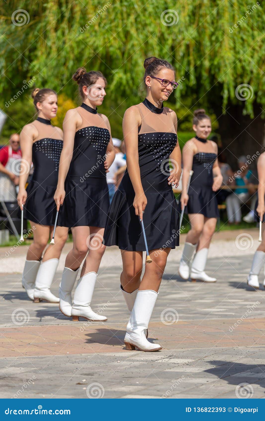 187 Photos de Petite Majorette - Photos de stock gratuites et libres de  droits de Dreamstime