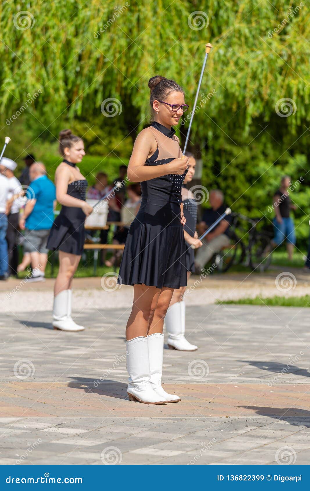 187 Photos de Petite Majorette - Photos de stock gratuites et libres de  droits de Dreamstime