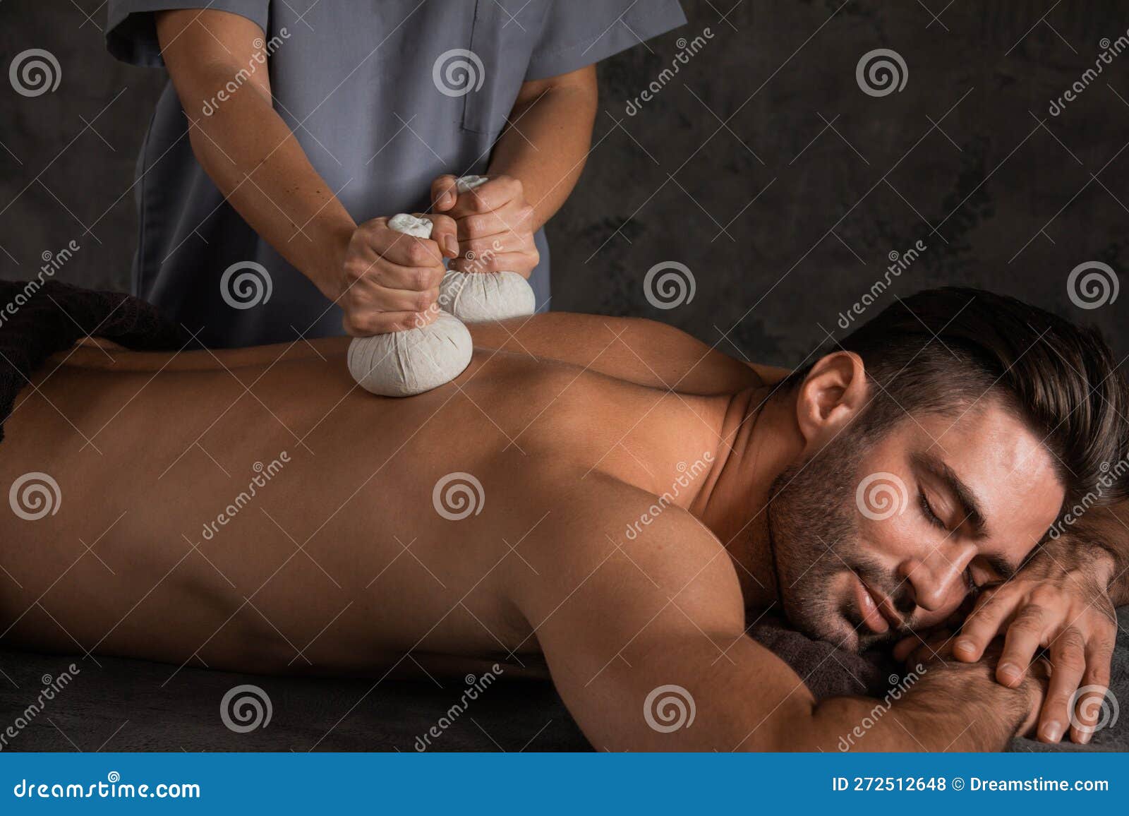 Man Having Back Massage with Pouche Stock Photo - Image of cosmetics, back:  272512648