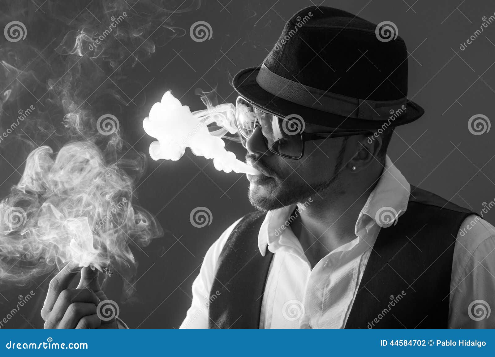 Fashion style Smoking boy stylish cigarette for woman Fashion style Smoking boy stylish cigarette for girls