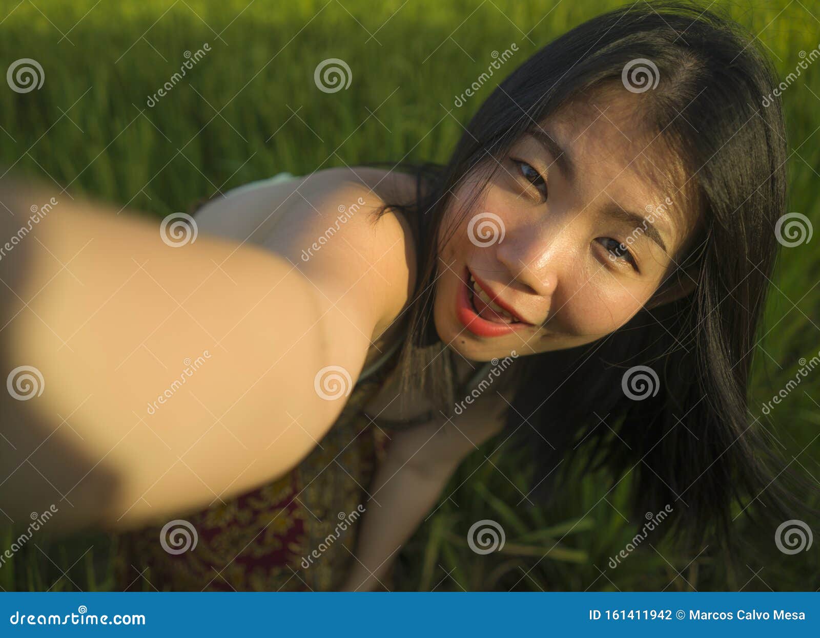 beach brunette woman selfie sex scene