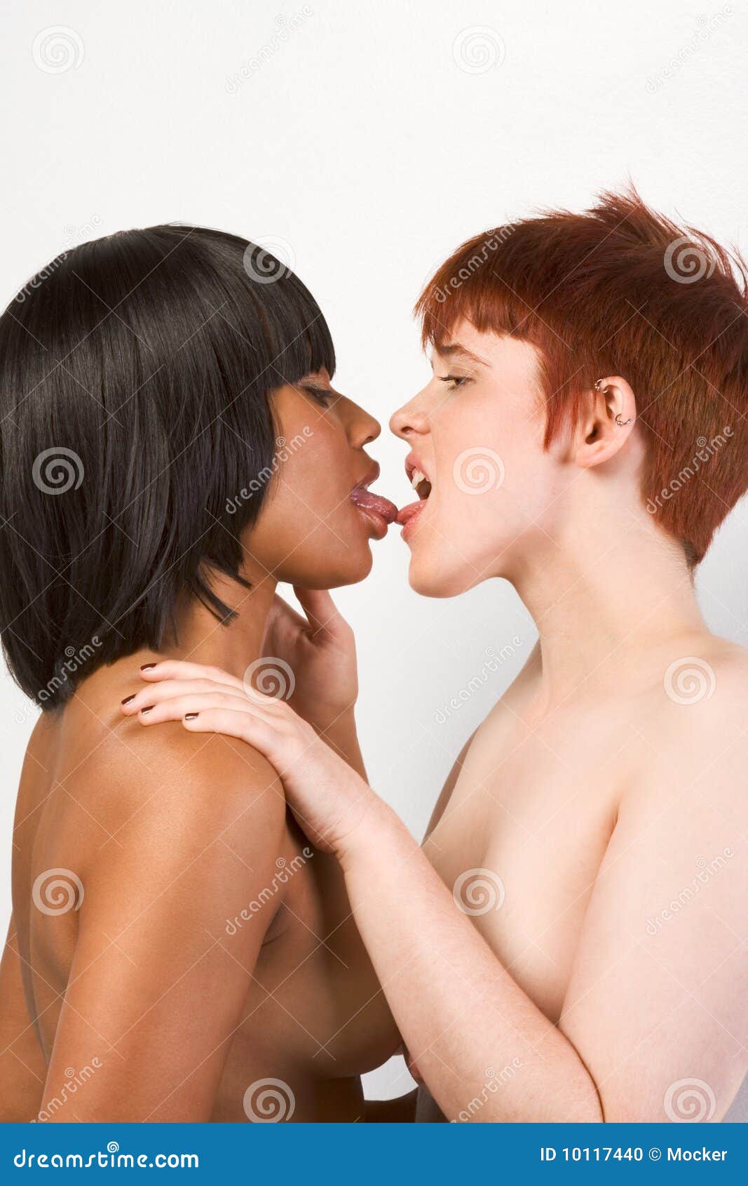 interracial lesbian pic stříkat lesbičky