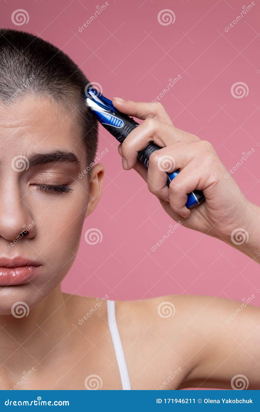 Girls Young Shaving