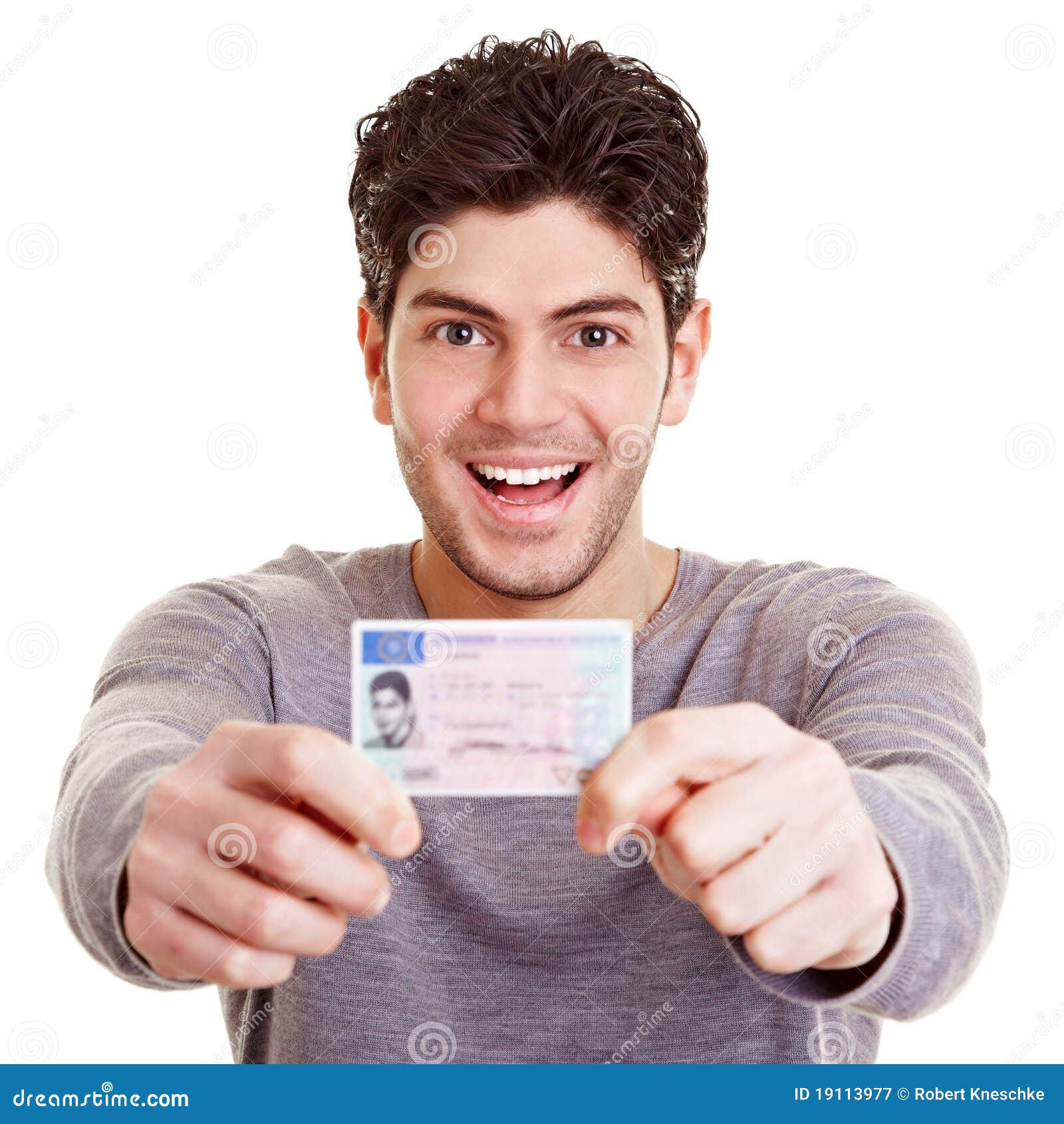 An evaluation of the age for receiving a drivers license
