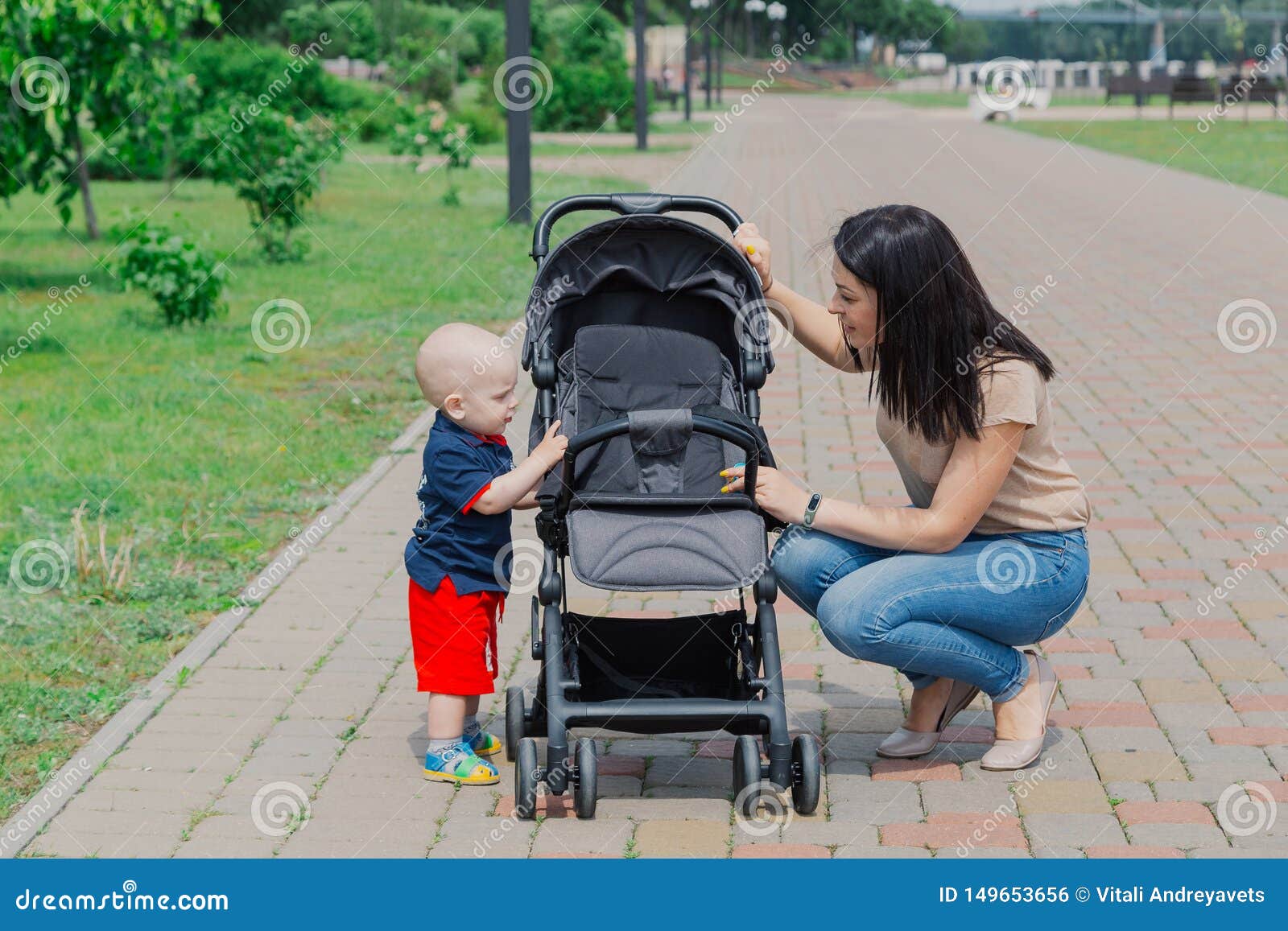 free stroller near me