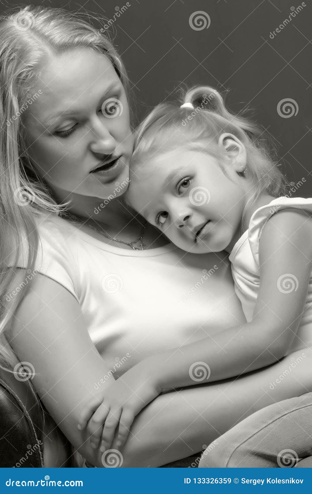 Mother And Little Daughter Gently Embrace Stock Image Image Of Embrace Embracing 133326359 
