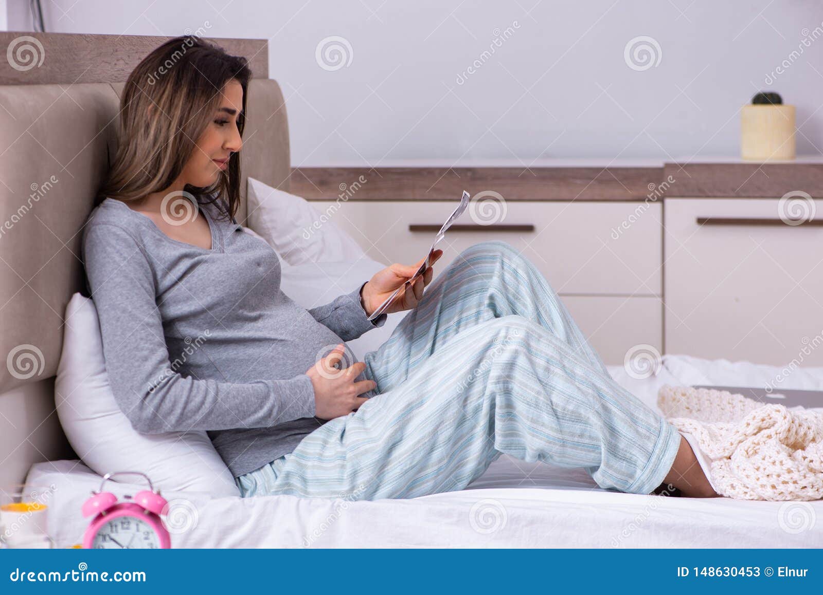 Young Pregnant Woman In The Bedroom Stock Image Image Of Expectant Belly 148630453