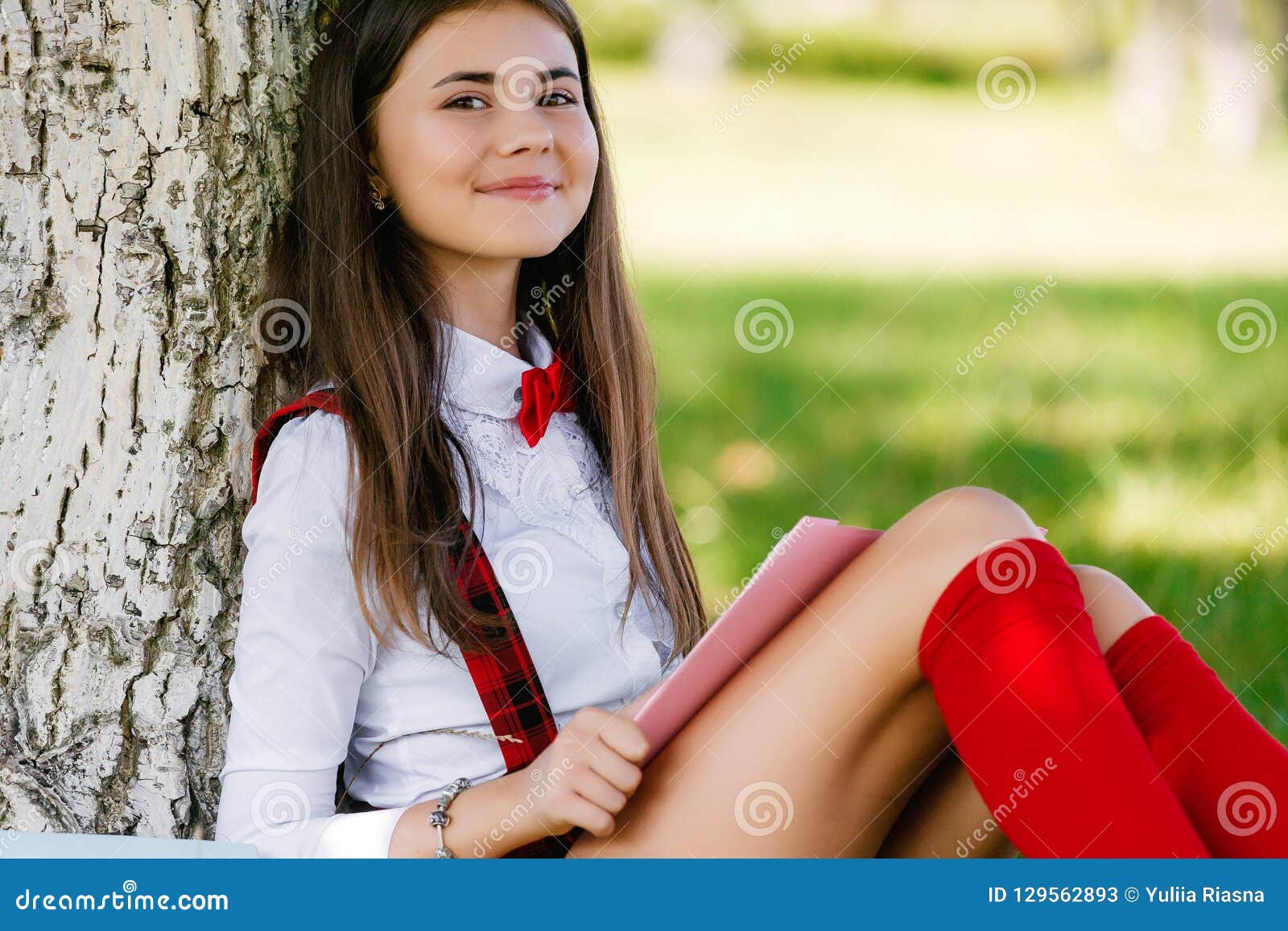 Young-Schoolgirl Pics