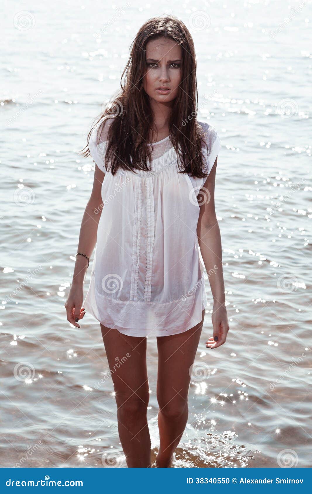 Teens In Wet T Shirt