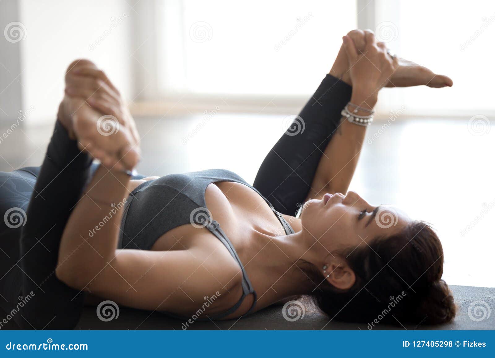 Balasana White Background: Over 68 Royalty-Free Licensable Stock  Illustrations & Drawings | Shutterstock