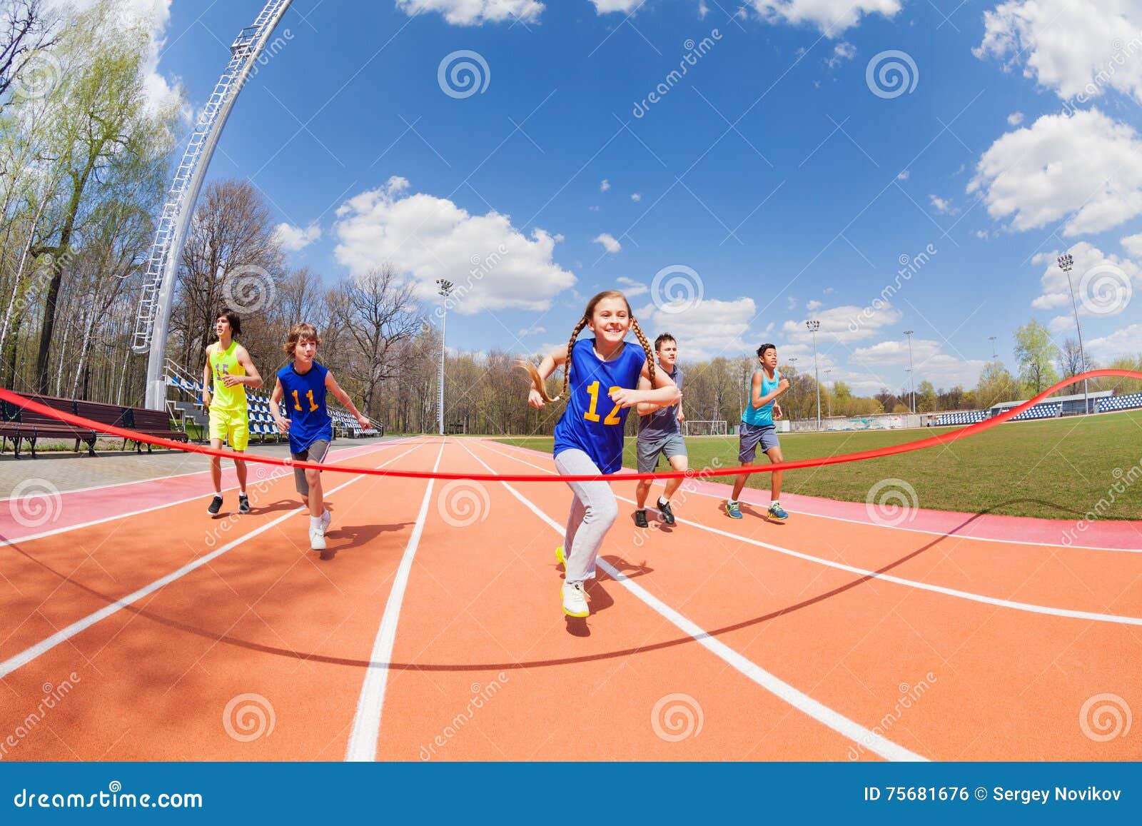 30,821 Finish Line Stock Photos - Free & Royalty-Free Stock Photos from  Dreamstime