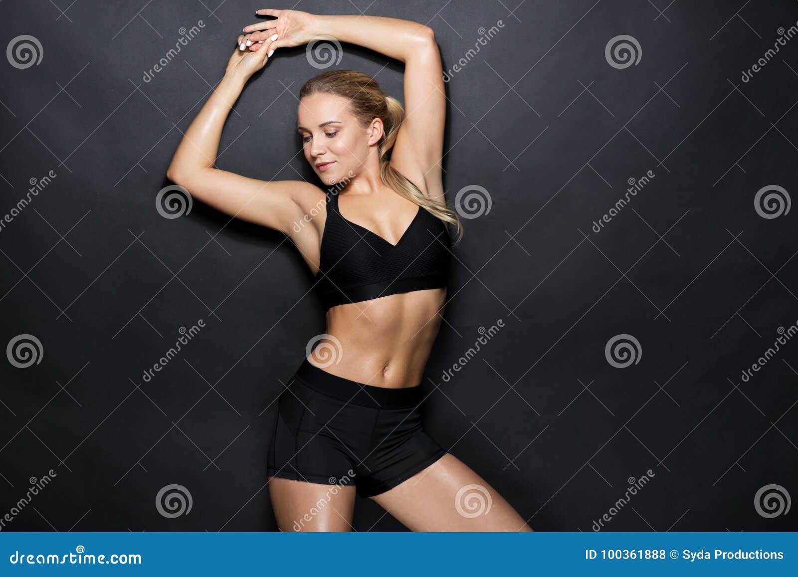 28,800+ Gym Shorts Woman Stock Photos, Pictures & Royalty-Free