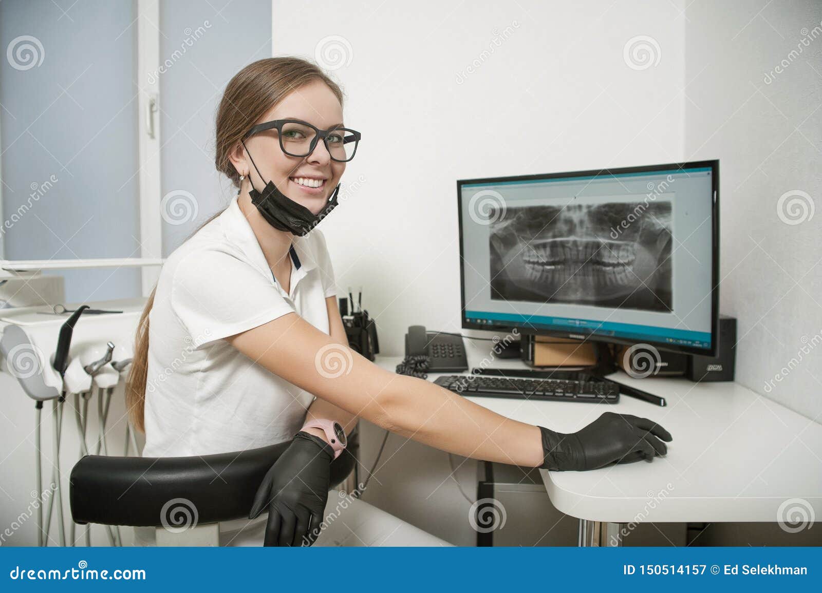 Girl Radiologist in the Dentist`s Office Editorial Photography - Image ...