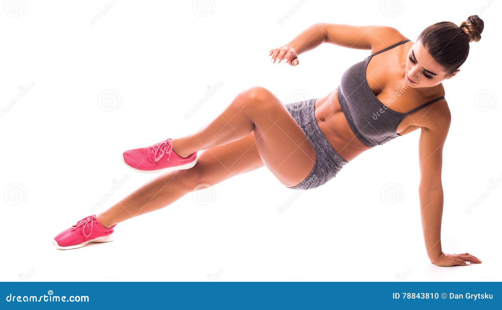 Woman Doing Exercise With Knee Push Up In 2 Steps Stock Illustration -  Download Image Now - Push-ups, Knee, Exercising - iStock