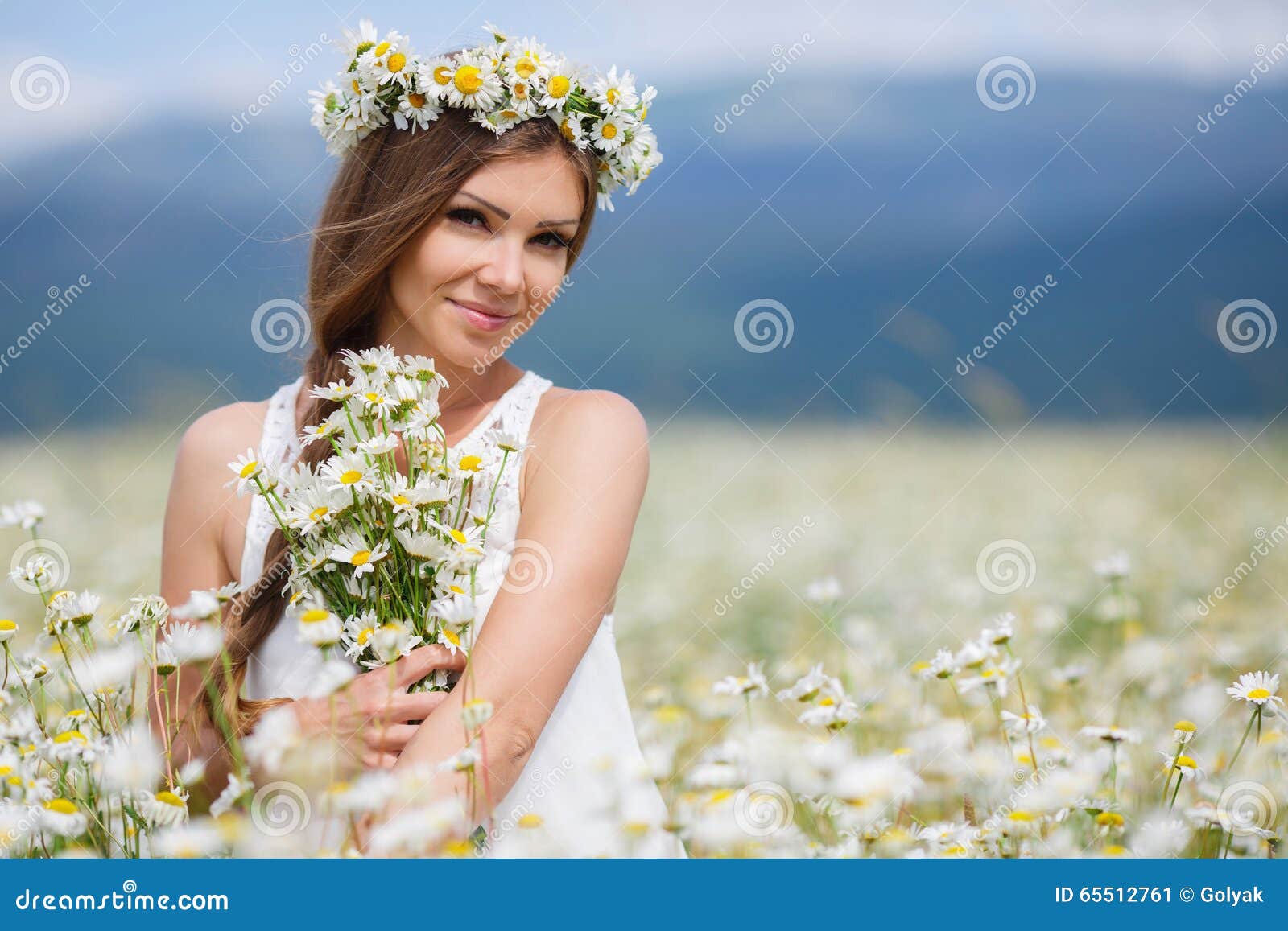 Young Woman in a Field of Blooming Daisies Stock Image - Image of bloom ...