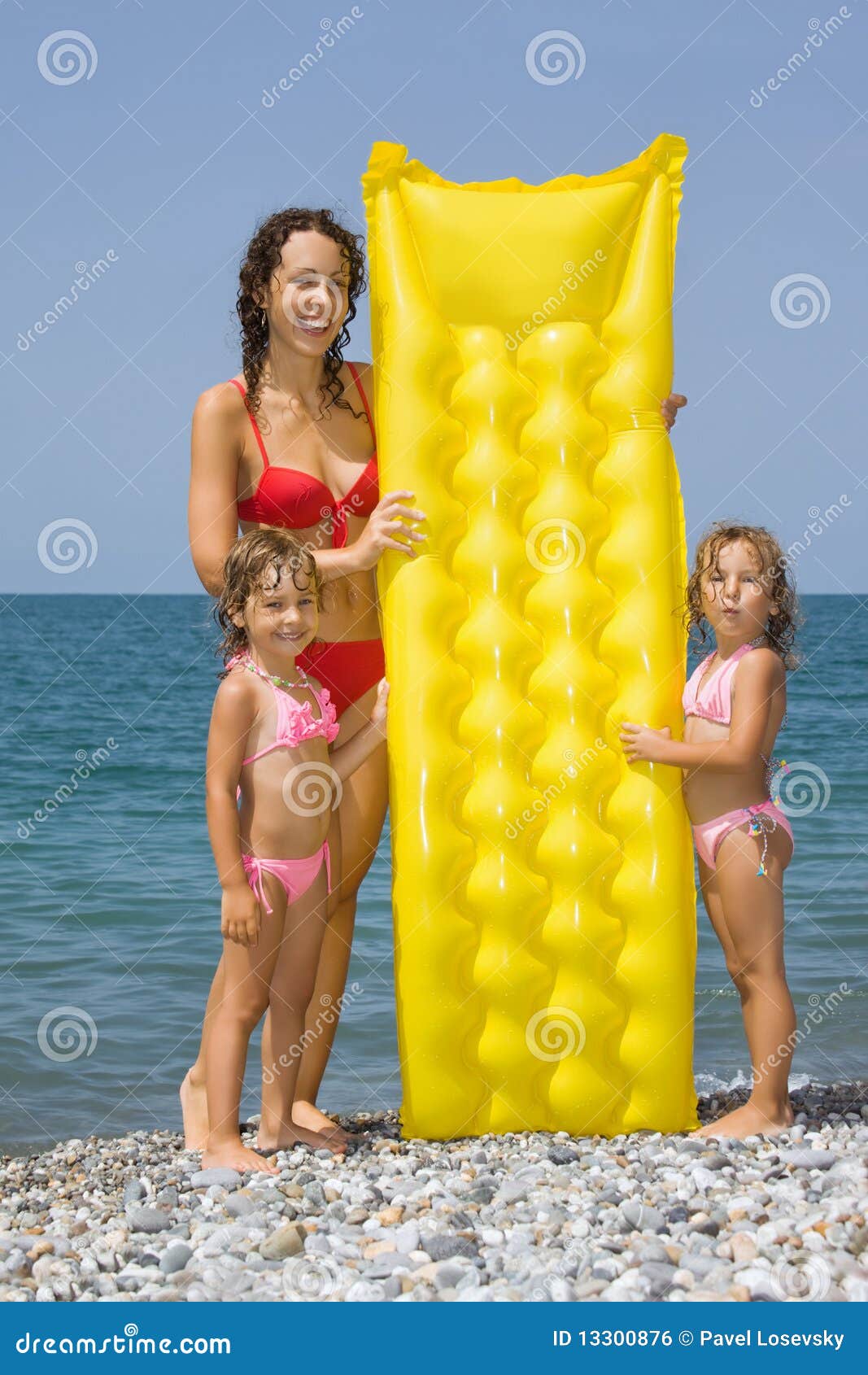 2,559 Girls Standing Beach Stock Photos - Free & Royalty-Free