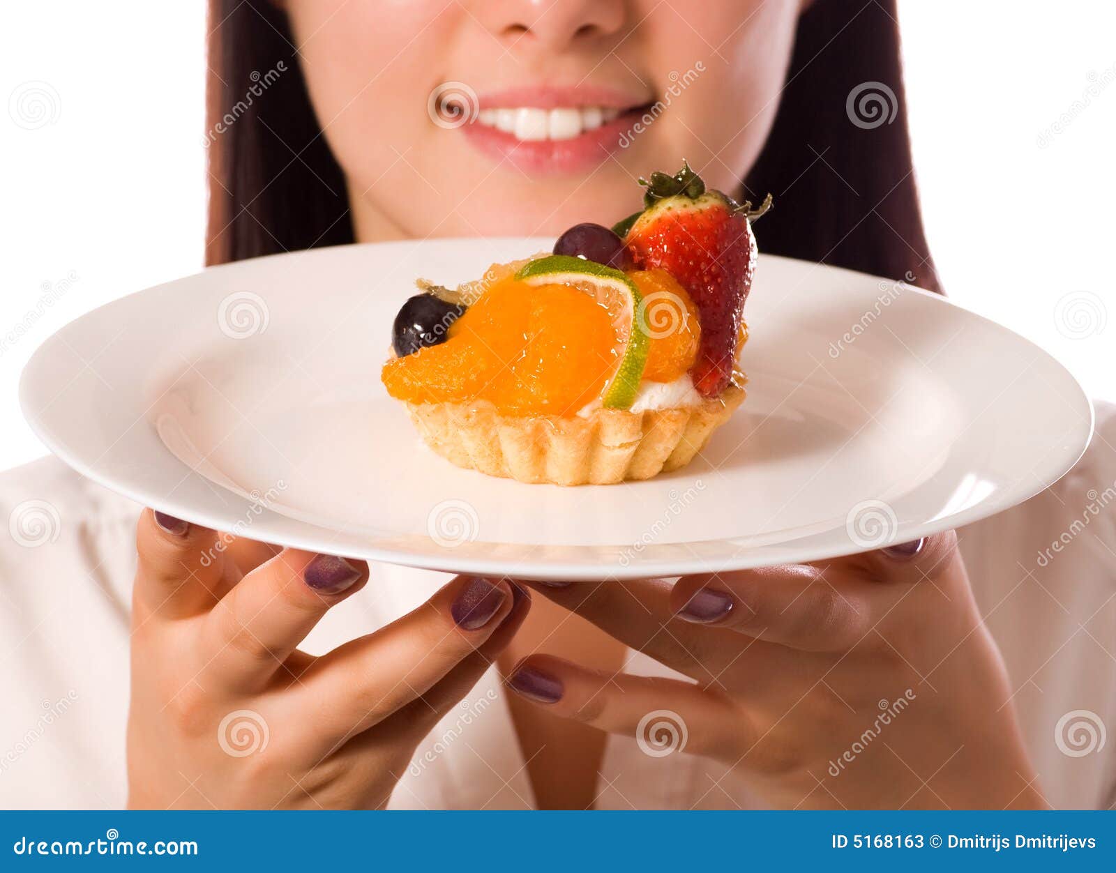 young woman with low-calorie fruit cake