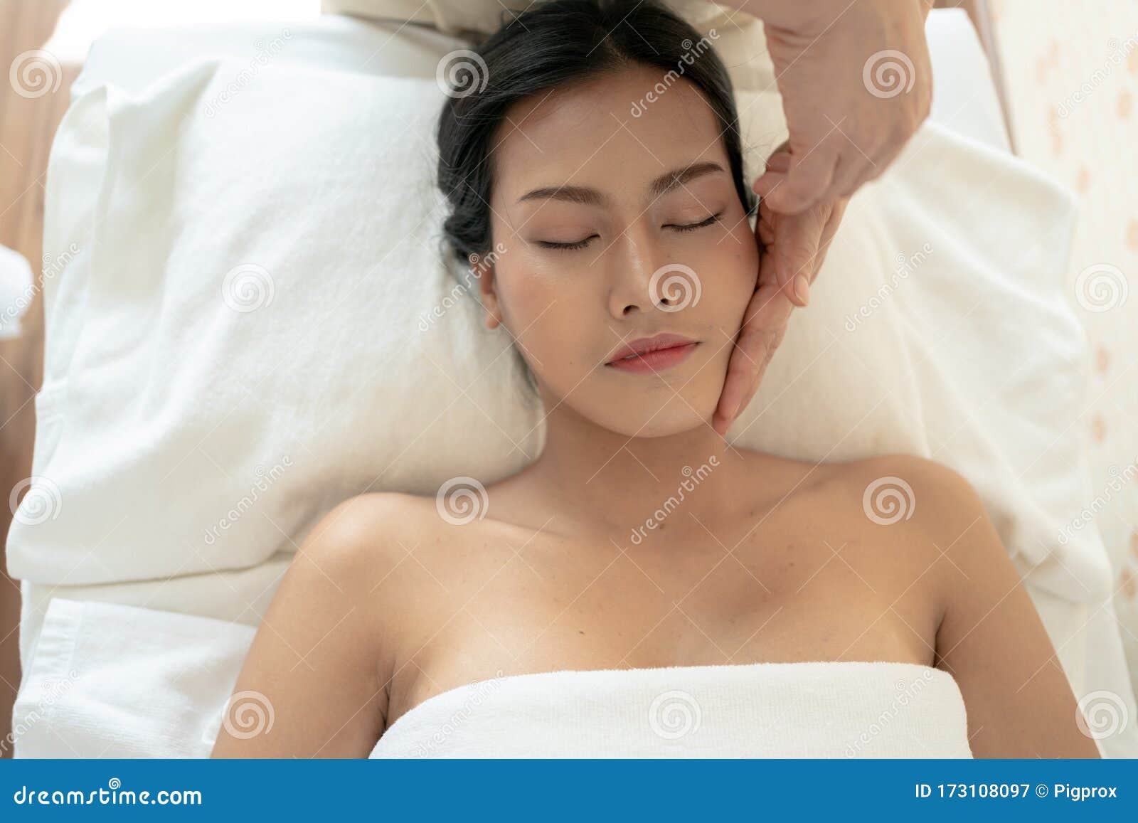 Young Woman During Spa Salon Body Massage Hands Treatment Stock Image Image Of Facial Lying