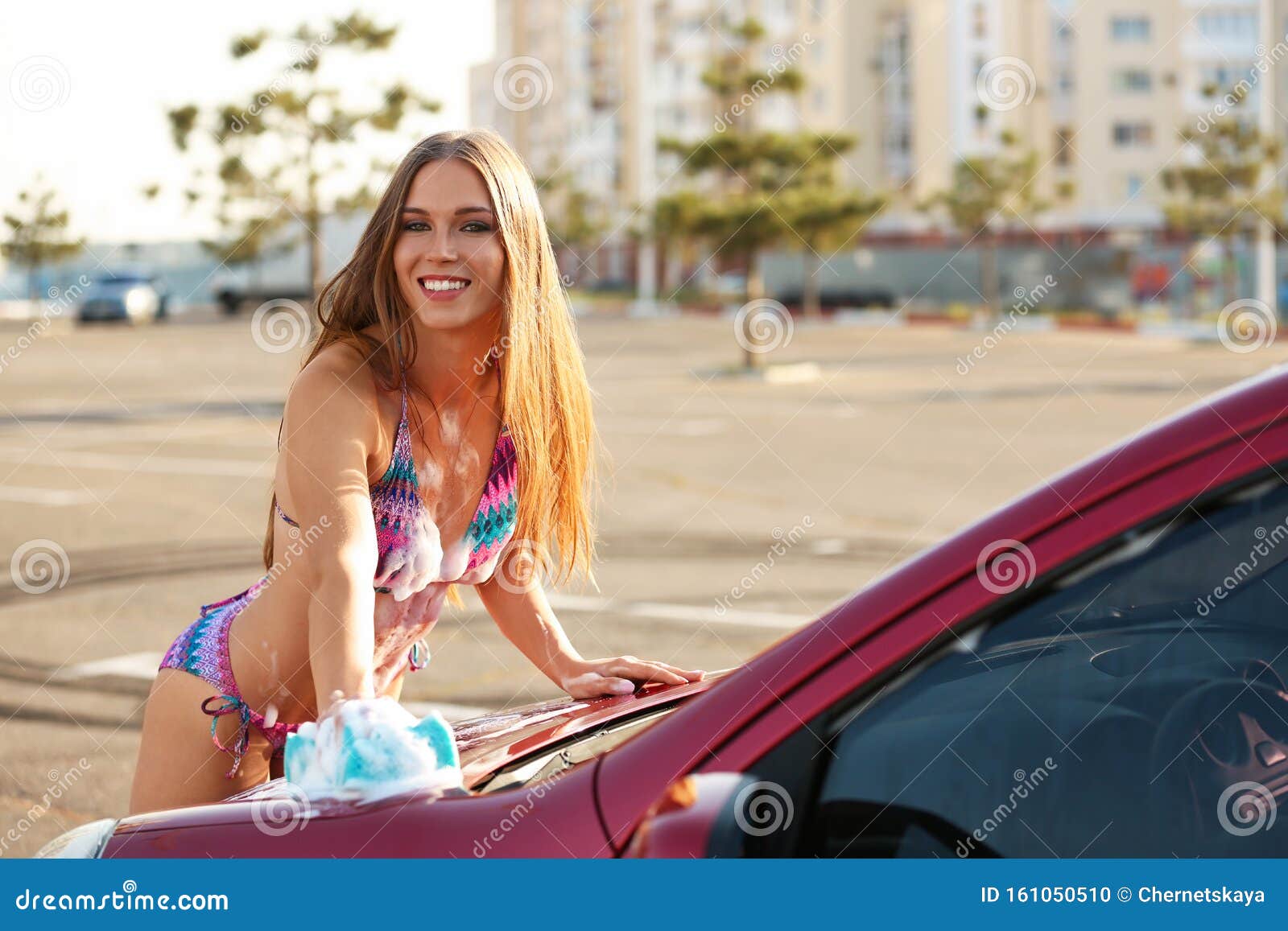 Hot Girls Washing Cars