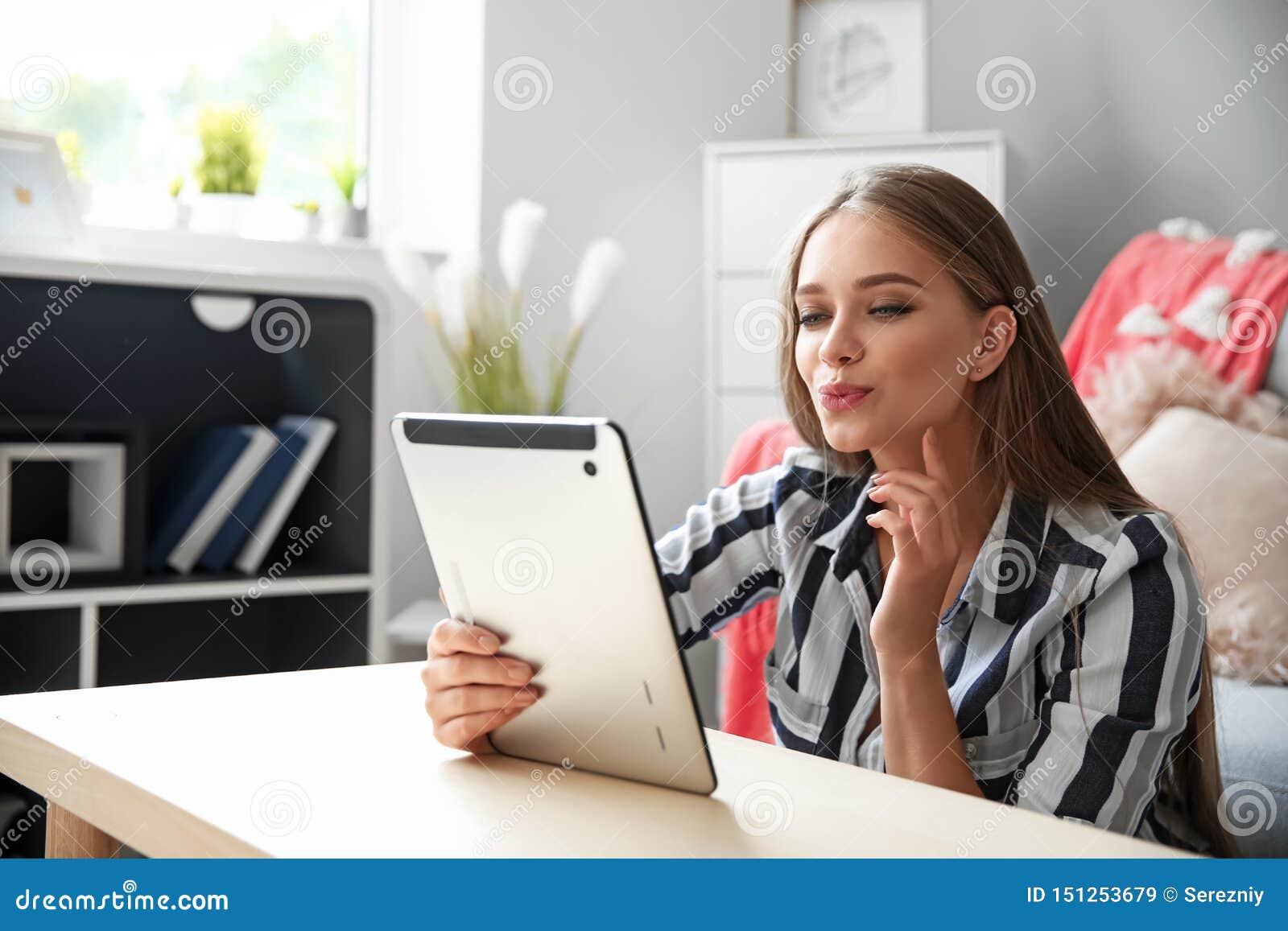 Intimacy and the Internet: Dating Via Computer | Psychology Today computer online dating